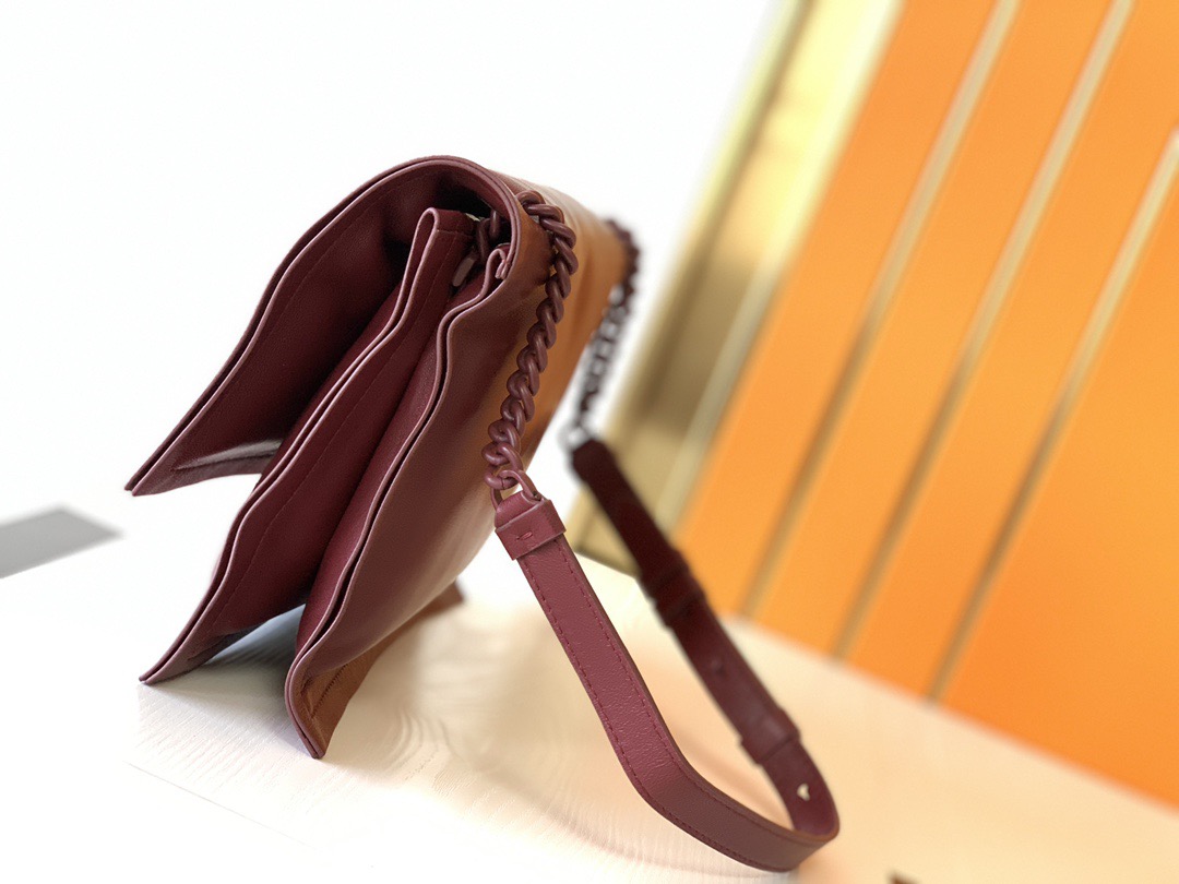 FERRAGAMO 살바토레 페라가모 FW2023 Vara 리본 장식 숄더백 13