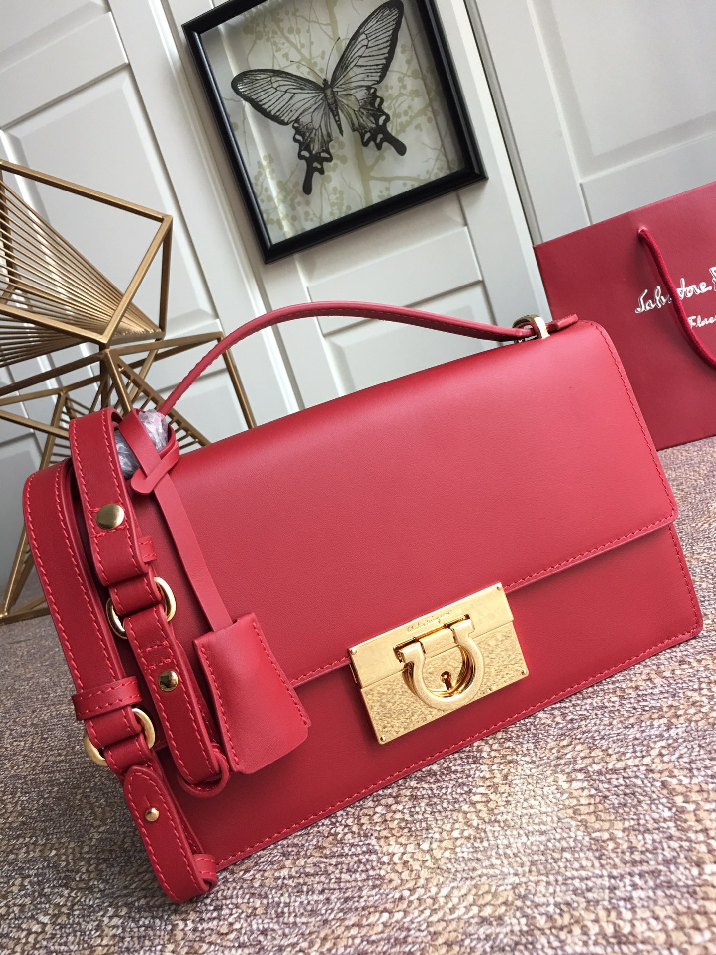 FERRAGAMO 페라가모 간치니 클래식 플랩 숄더 & 크로스백 미디엄 FZ-21E099 3