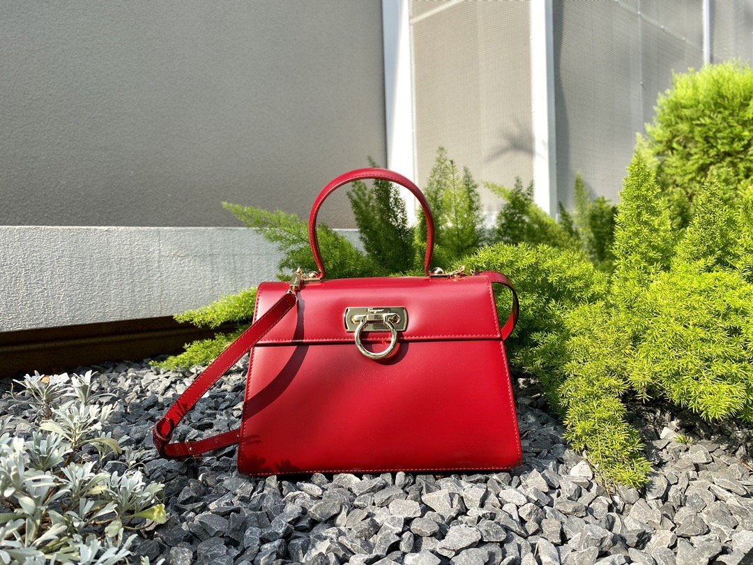 FERRAGAMO 페라가모 뮤지엄 컬렉션 복고 마구백 라지 DY-212181 6