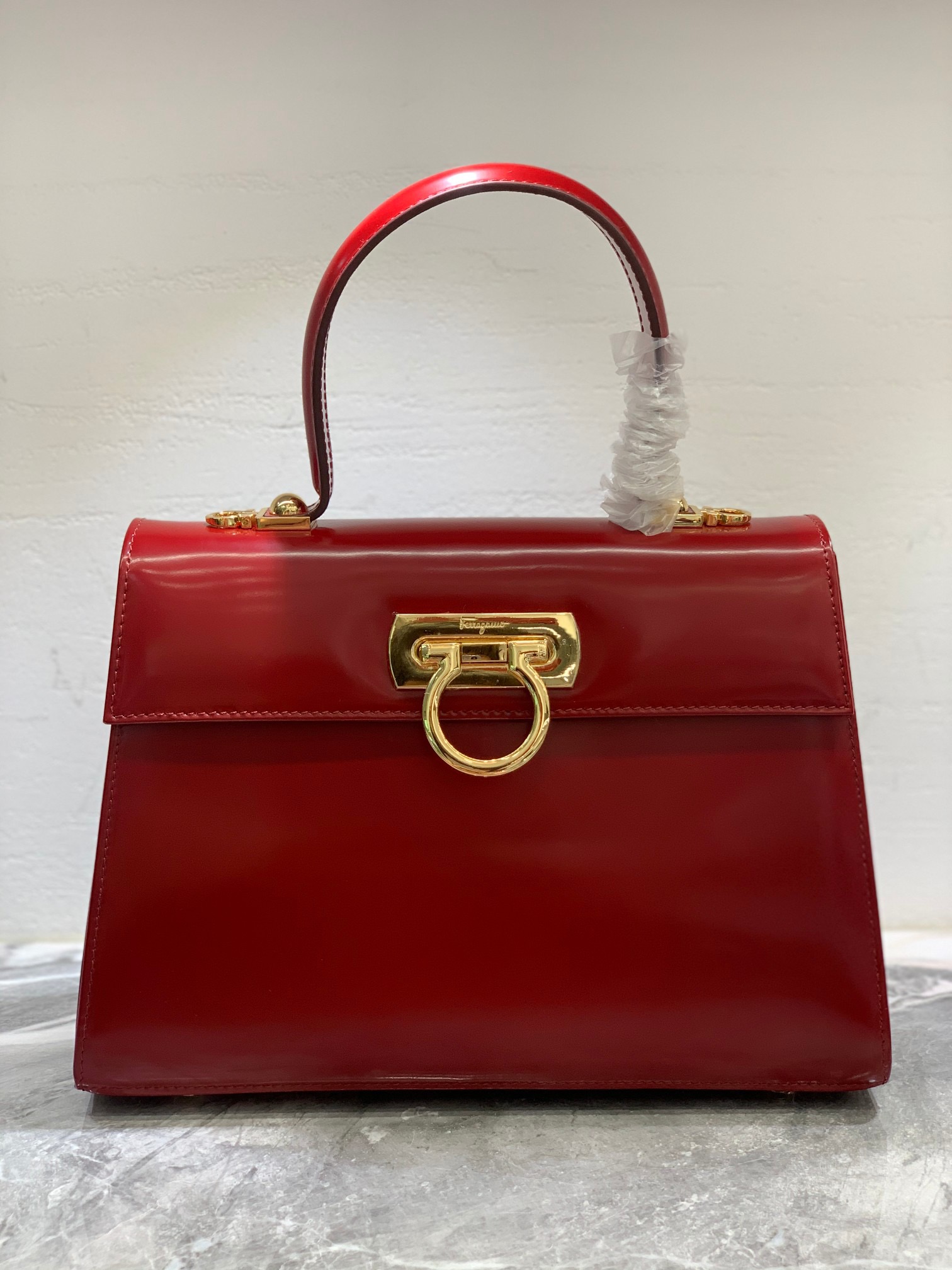 Ferragamo 살바토레 페라가모 FW2023 Gancino 블랙 토트백 1