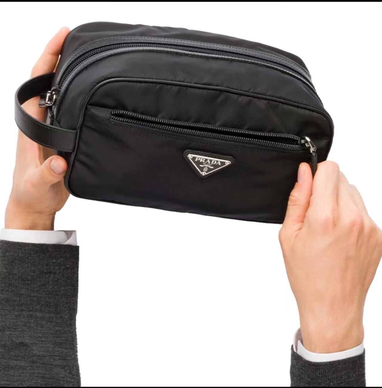 PRADA 프라다 FW2023 Re-Nylon 여행용 수납 파우치 5
