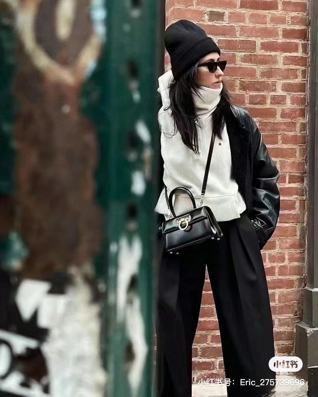 FERRAGAMO 페라가모 뮤지엄 컬렉션 복고 마구백 스몰 DY-212958 4