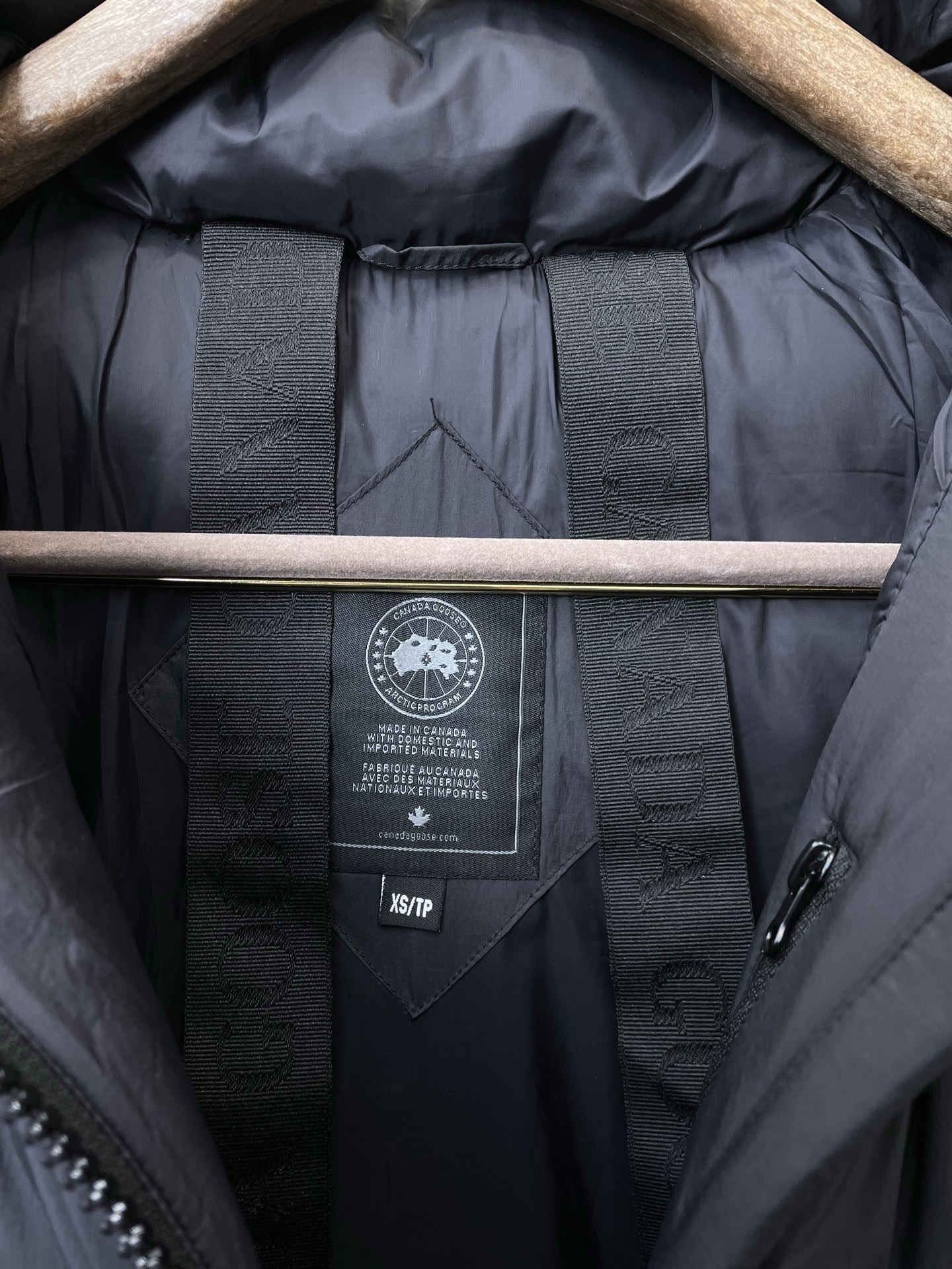 CANADA GOOSE 캐나다구스 FW2024 기능성 후드 다운 재킷 8