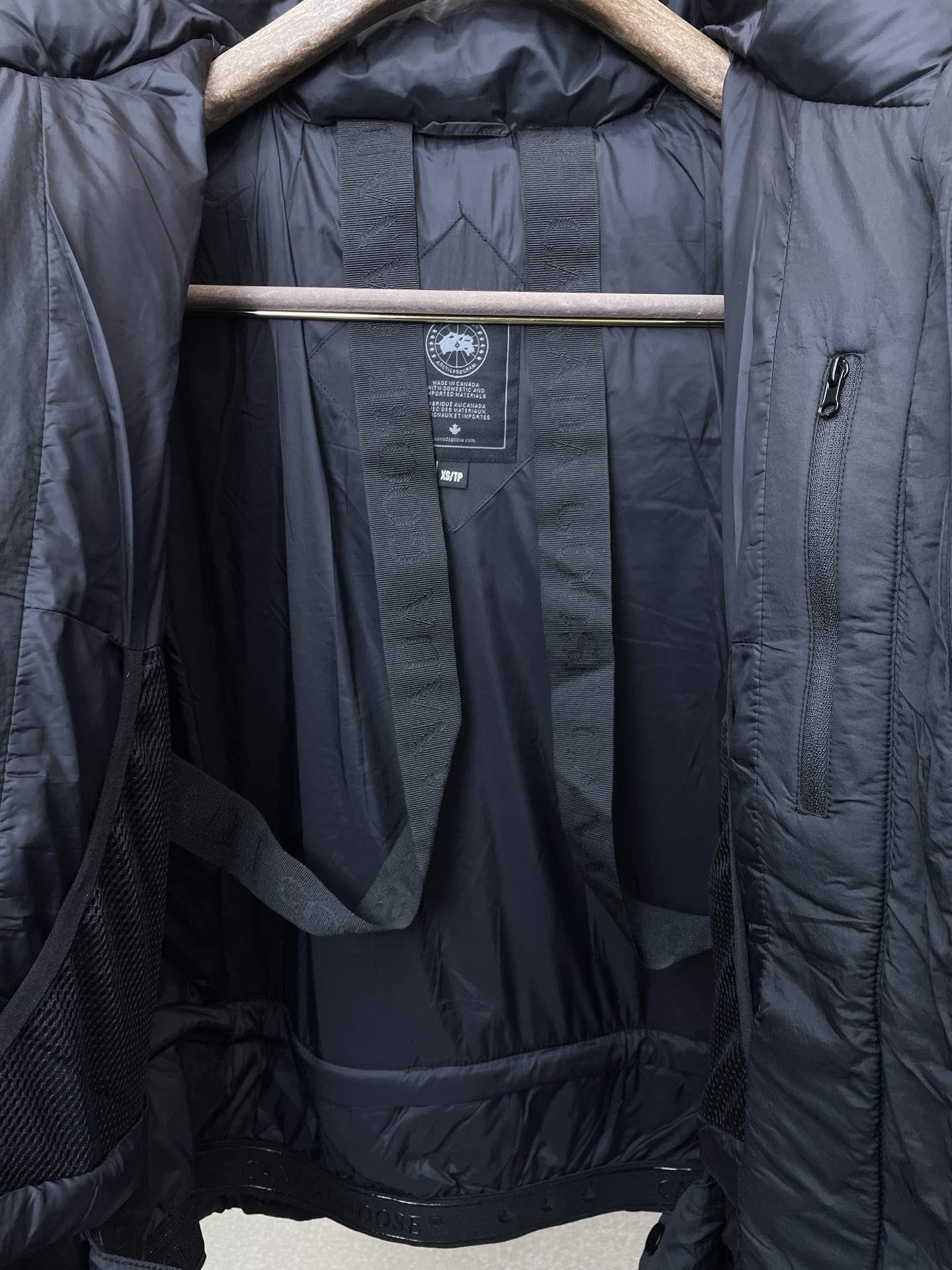 CANADA GOOSE 캐나다구스 FW2024 기능성 후드 다운 재킷 9