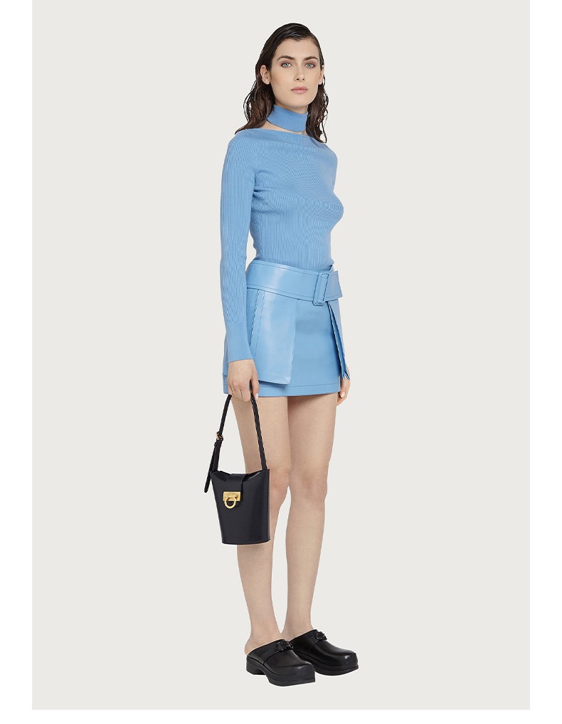 FERRAGAMO 살바토레 페라가모 SS2023 Gancini 버킷백 5