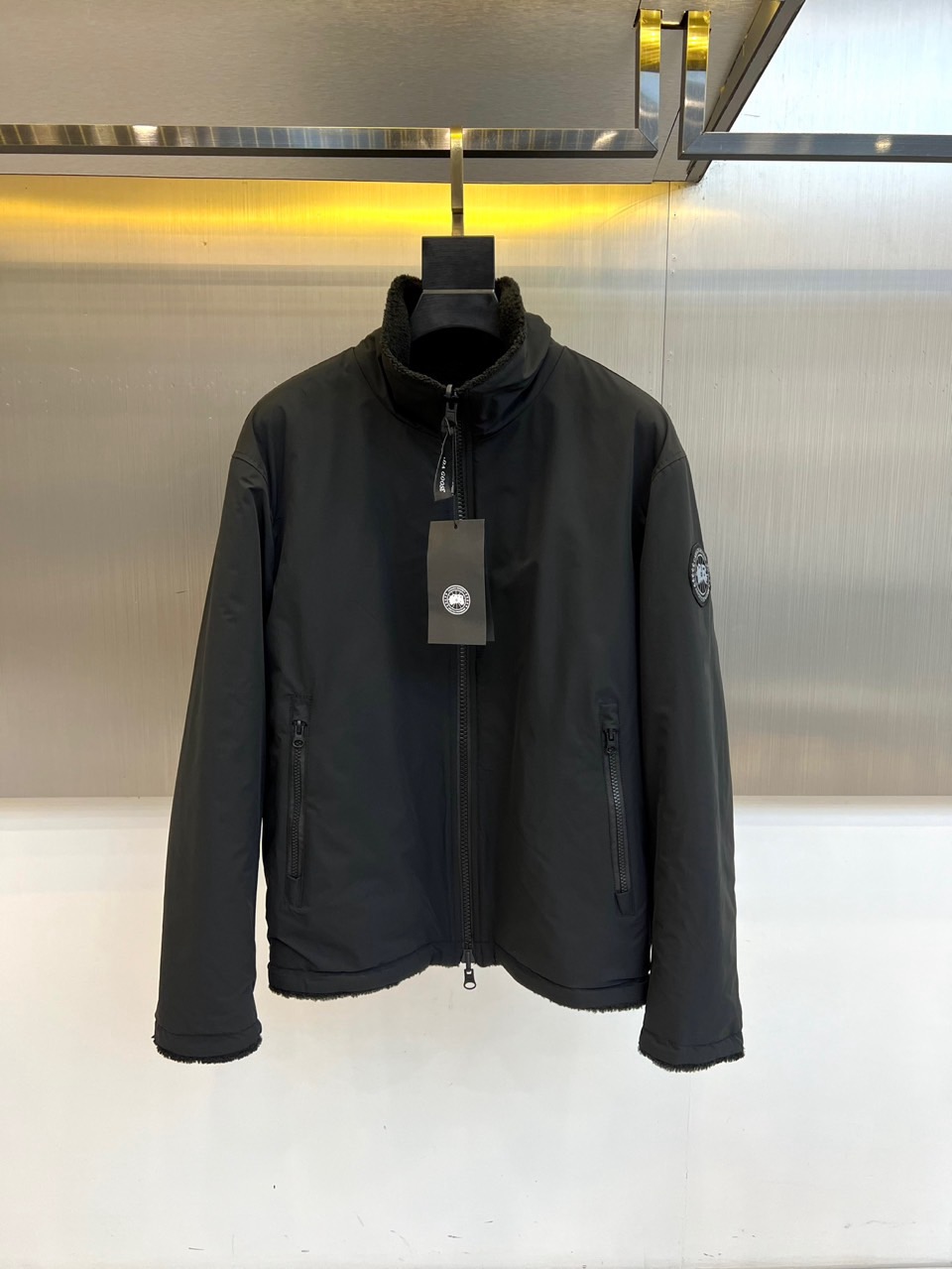 CANADA GOOSE 캐나다 구스 FW2025 양면 테디 소재 재킷 1