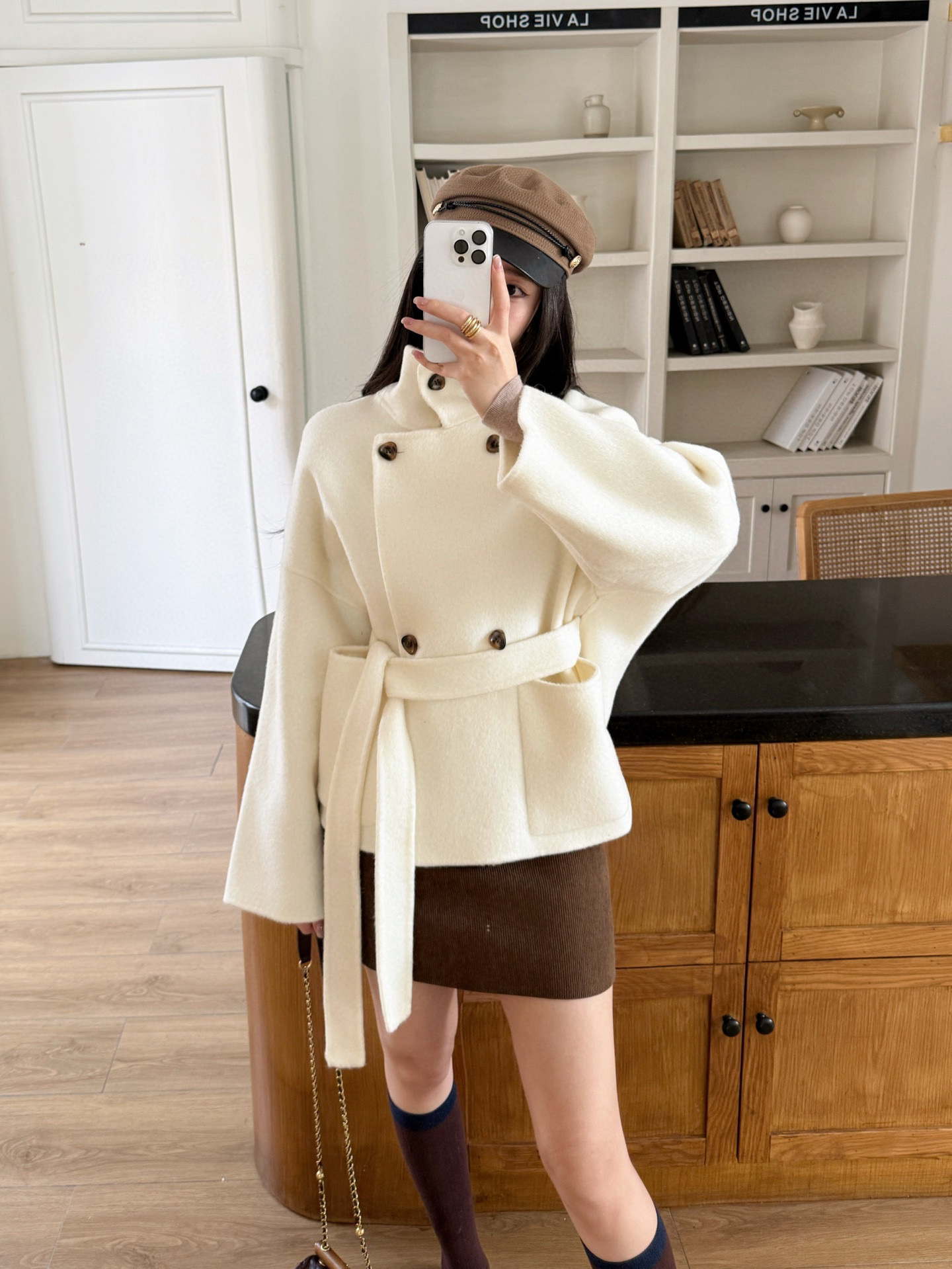 Loro Piana 로로피아나 울 벨티드 하이넥 더블 버튼 숏 코트 2