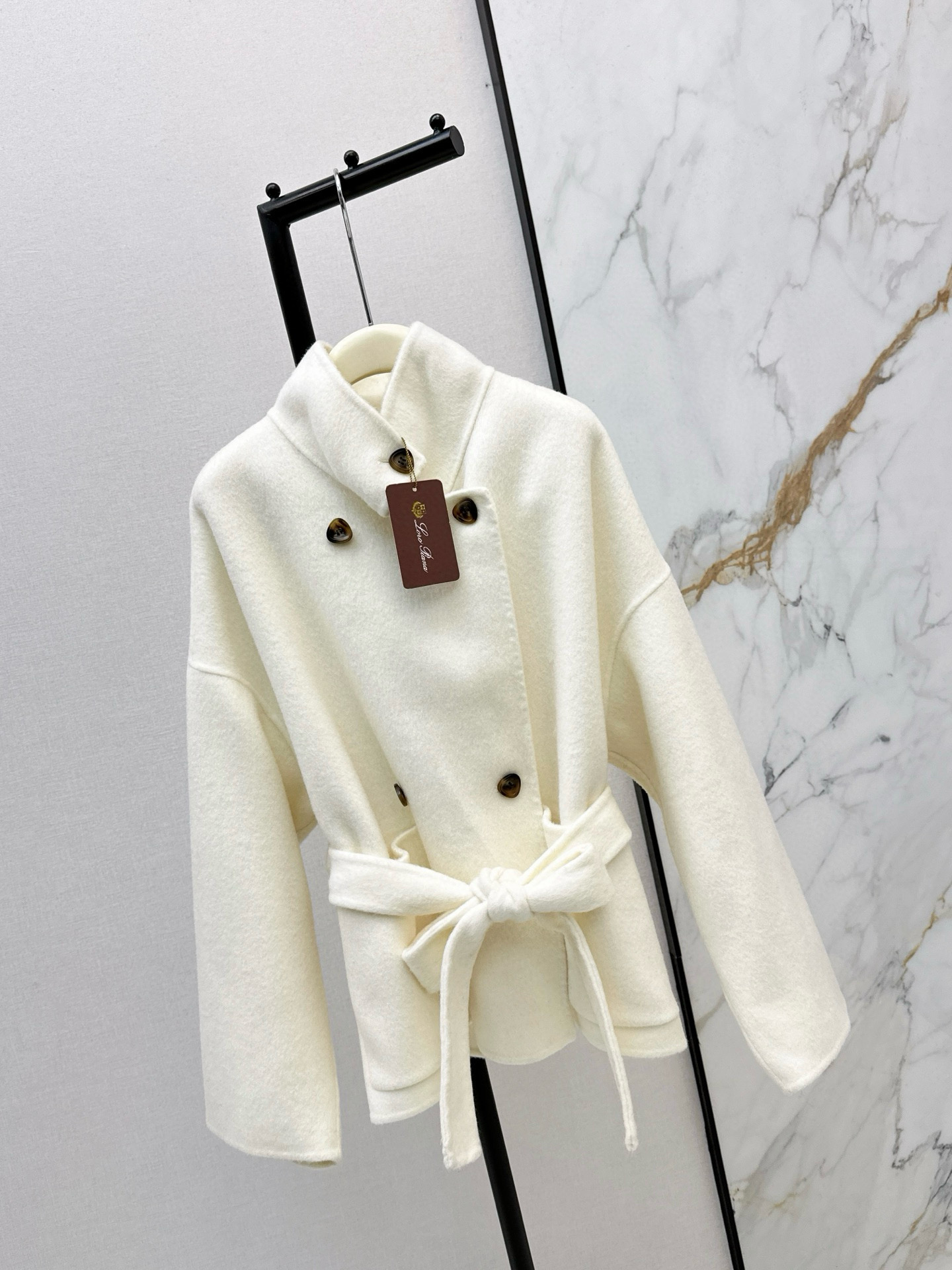 Loro Piana 로로피아나 울 벨티드 하이넥 더블 버튼 숏 코트 10