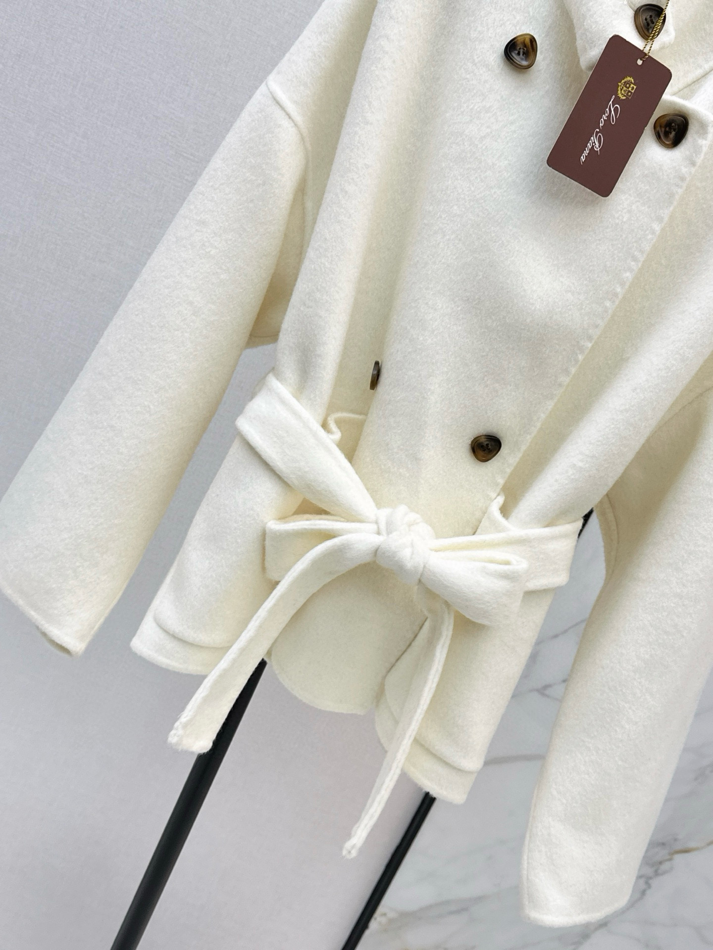 Loro Piana 로로피아나 울 벨티드 하이넥 더블 버튼 숏 코트 12