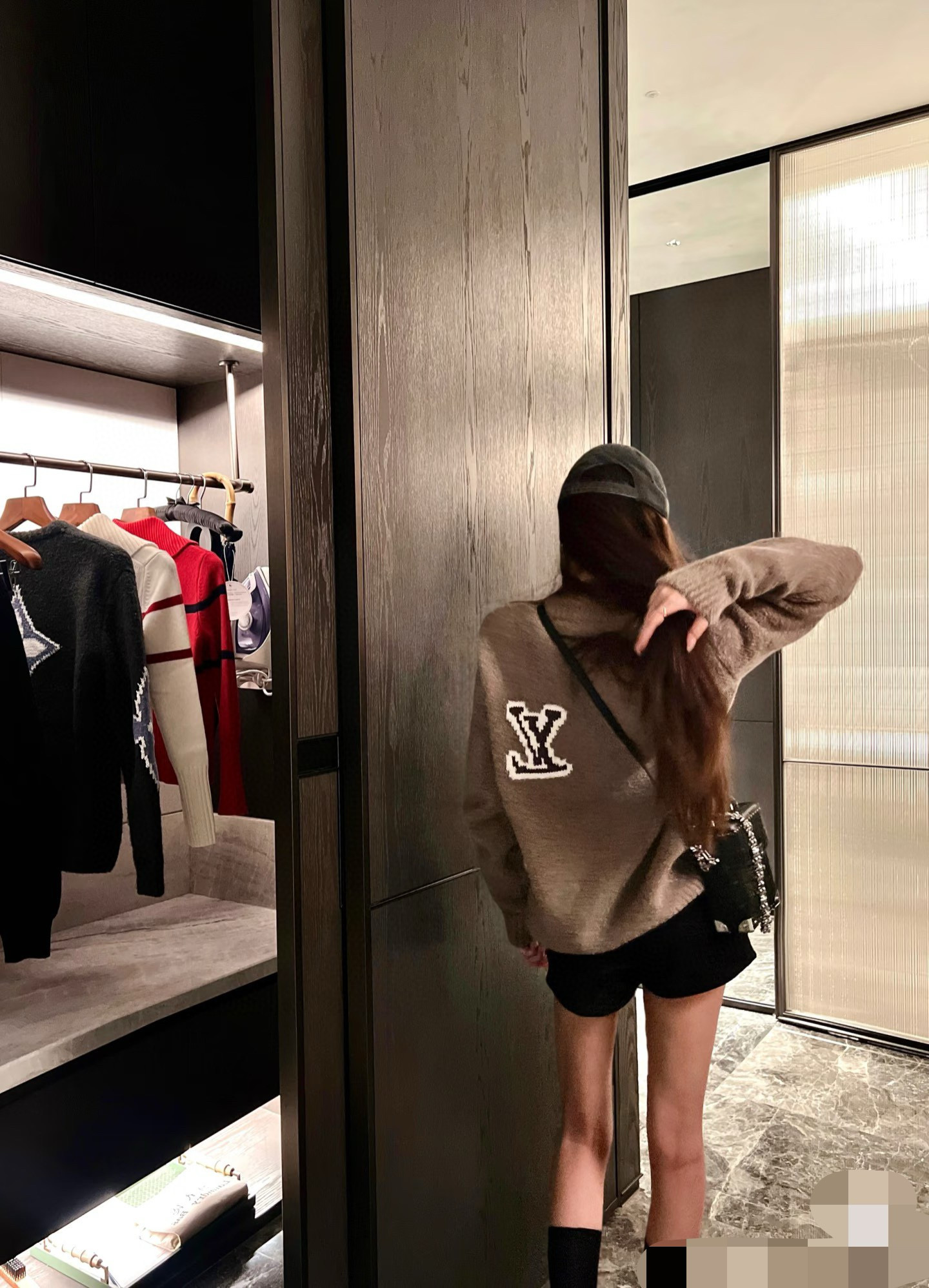 Louis Vuitton 루이비통 모노그램 플라워 라운드넥 울 니트 6