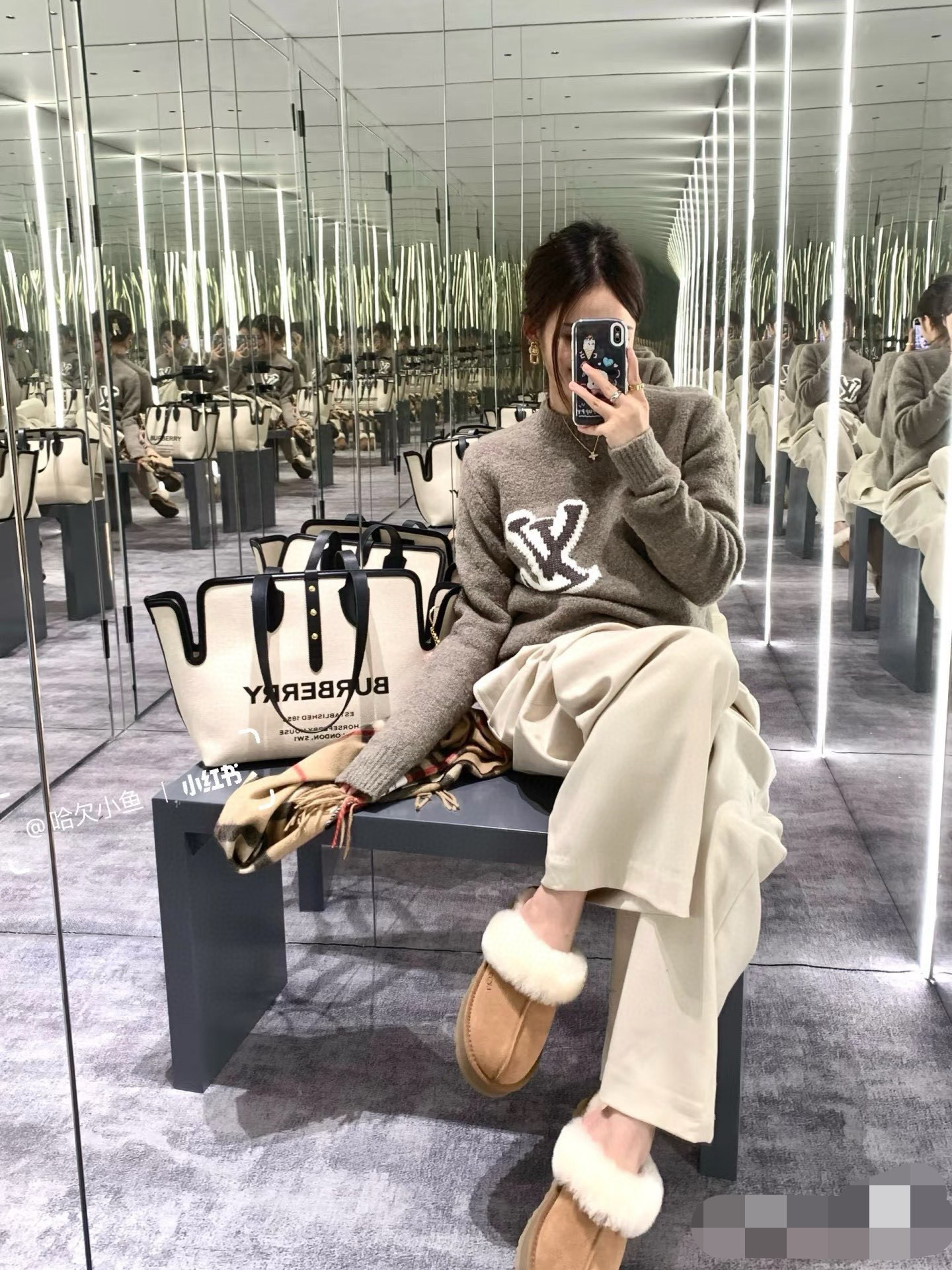 Louis Vuitton 루이비통 모노그램 플라워 라운드넥 울 니트 8