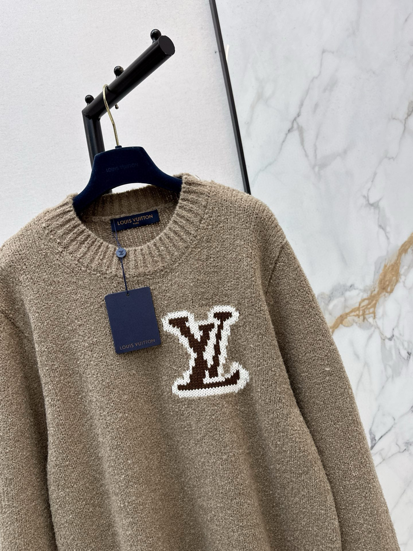 Louis Vuitton 루이비통 모노그램 플라워 라운드넥 울 니트 14