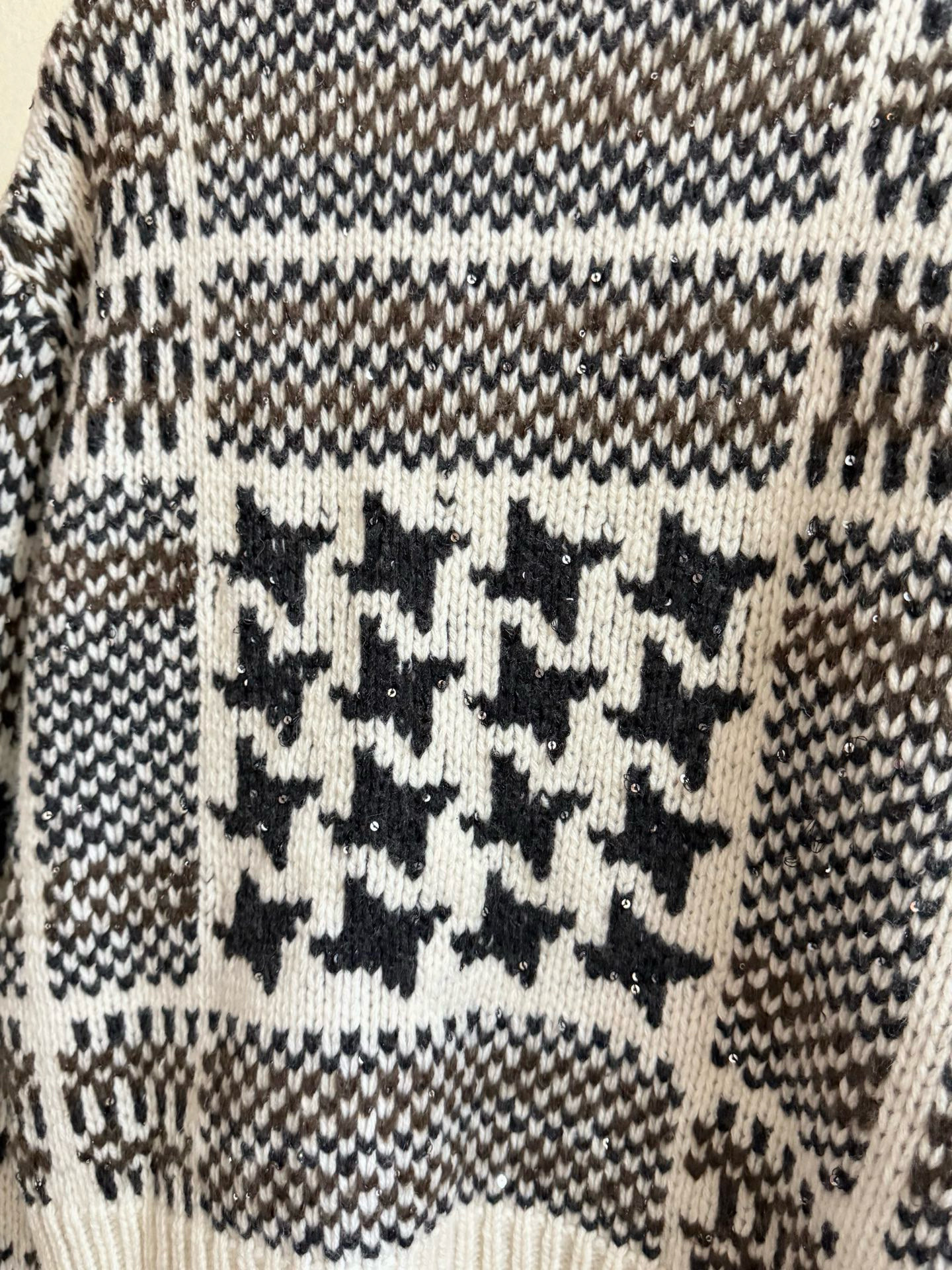 Brunello Cucinelli 하운드투스 패턴 울 니트 스웨터 14