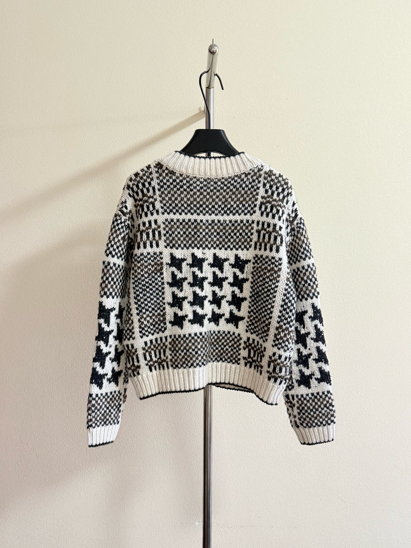 Brunello Cucinelli 하운드투스 패턴 울 니트 스웨터 16