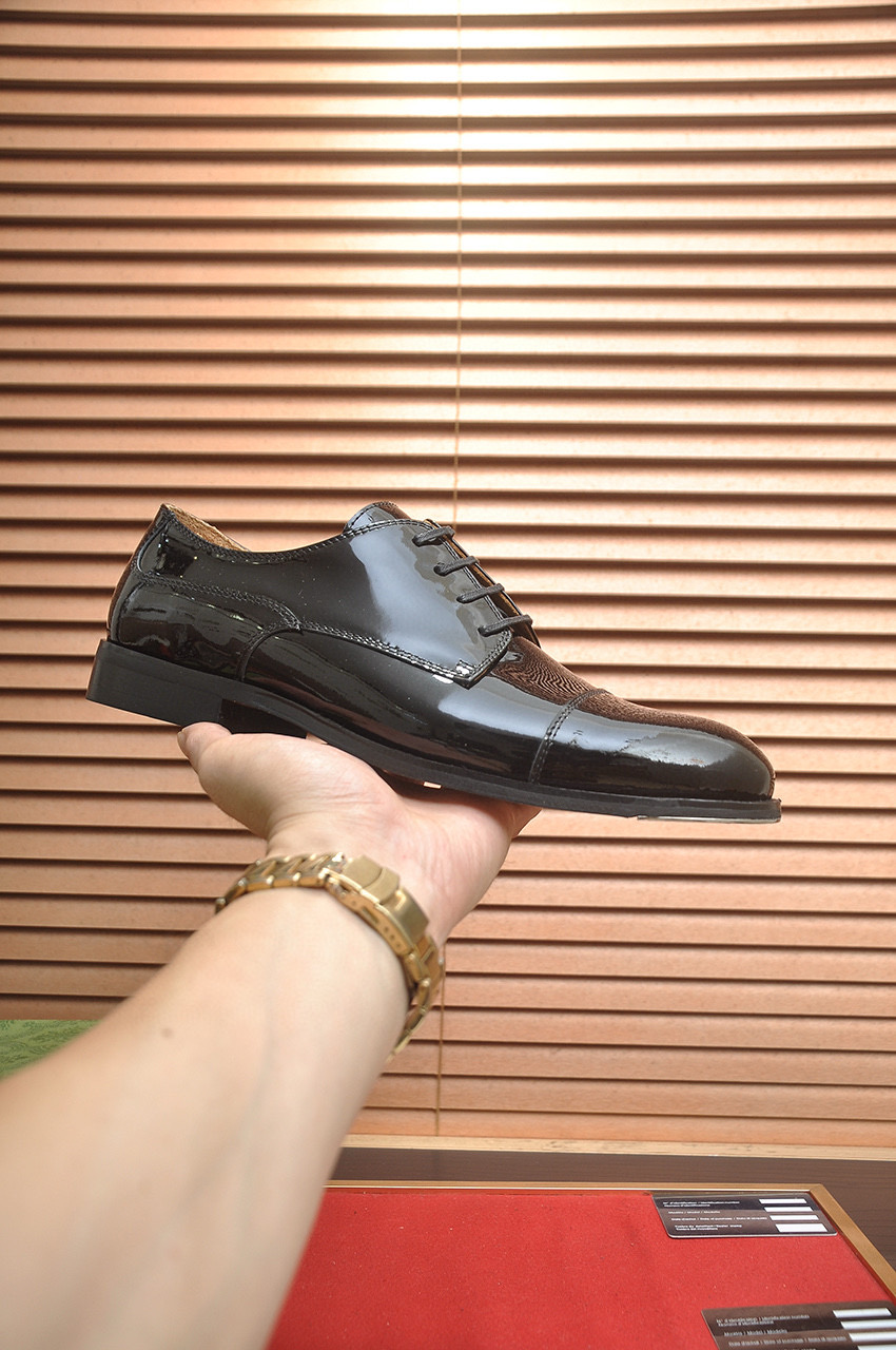 GUCCI 구찌 남성 광택 가죽 더비 슈즈 4