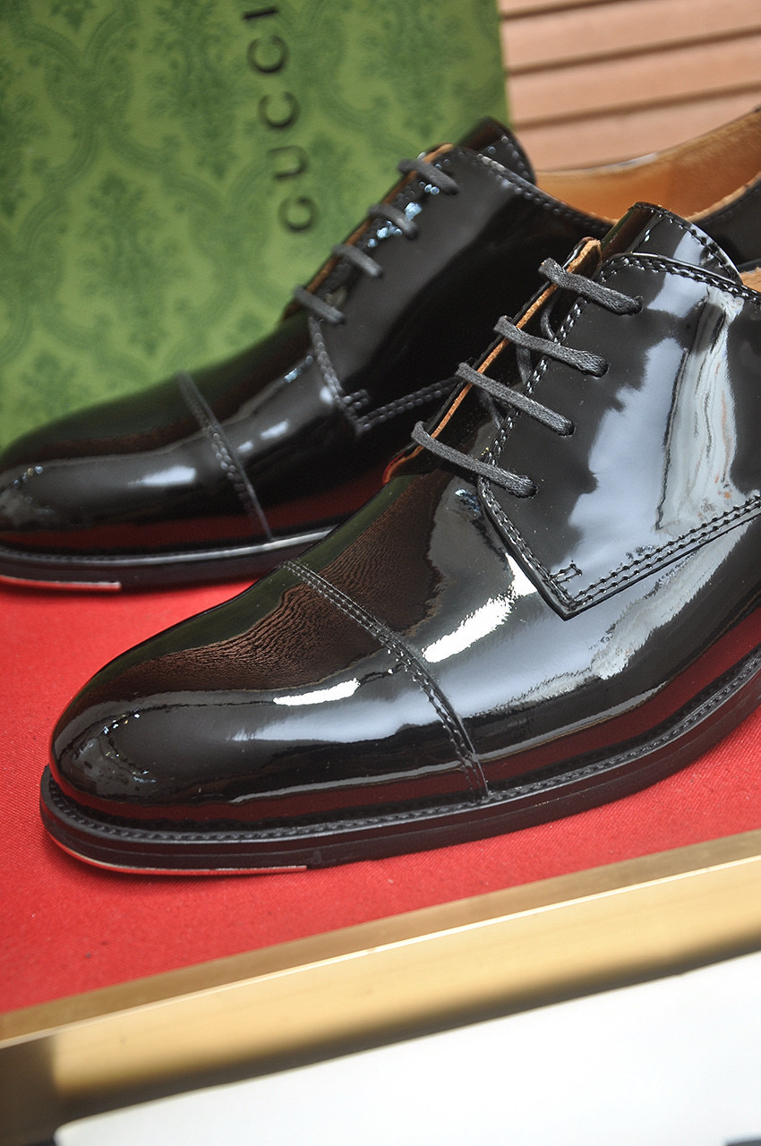 GUCCI 구찌 남성 광택 가죽 더비 슈즈 8