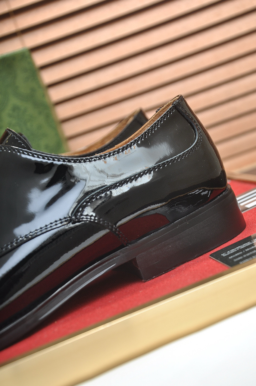 GUCCI 구찌 남성 광택 가죽 더비 슈즈 9