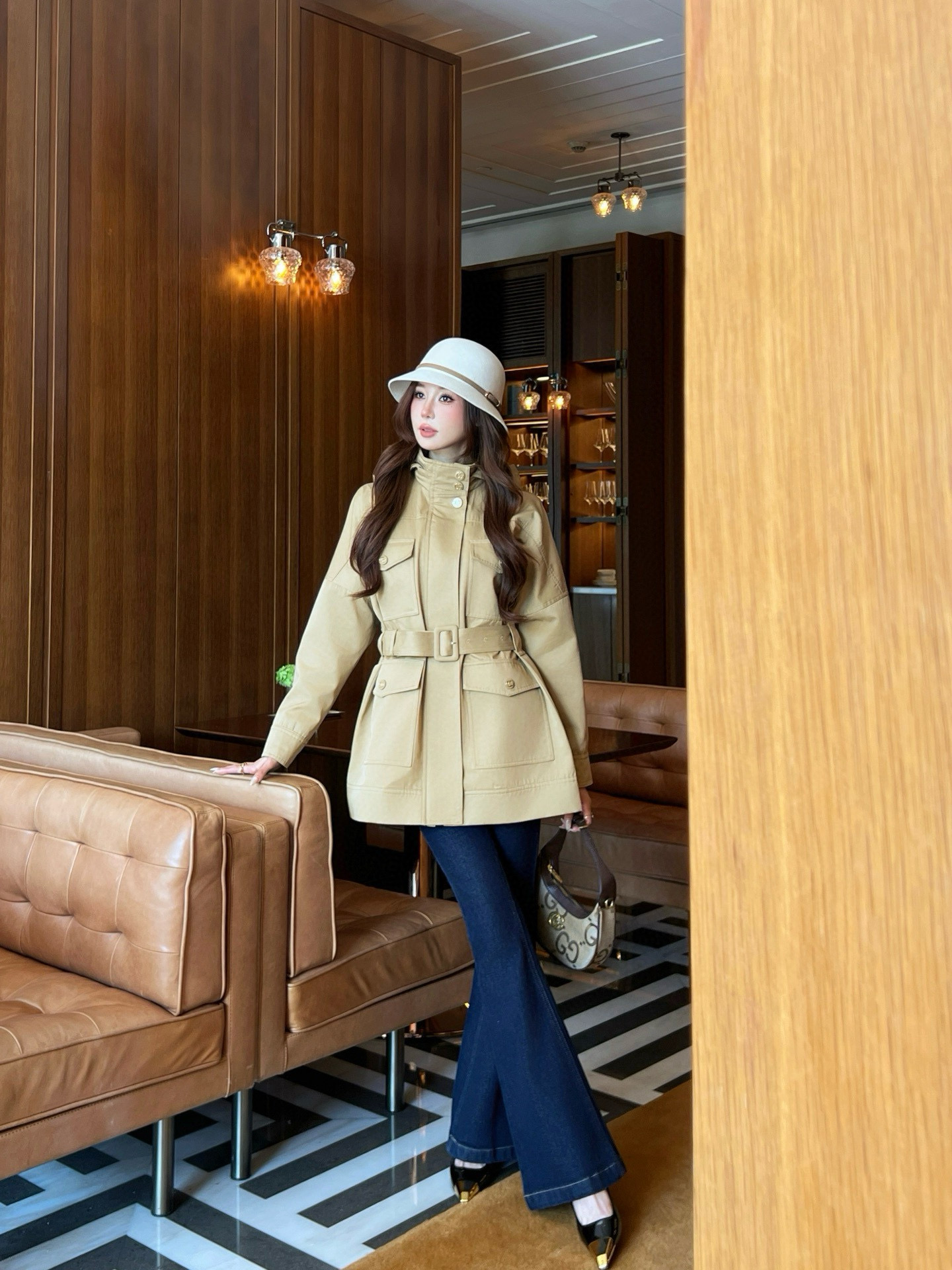 Gucci 구찌 베이지 벨티드 후드 미들 코트 8