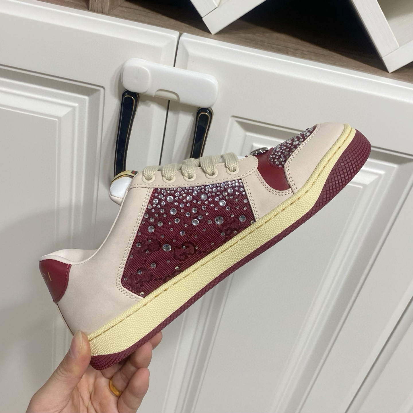 Gucci 구찌 블랙 스팽글 로고 스니커즈 8