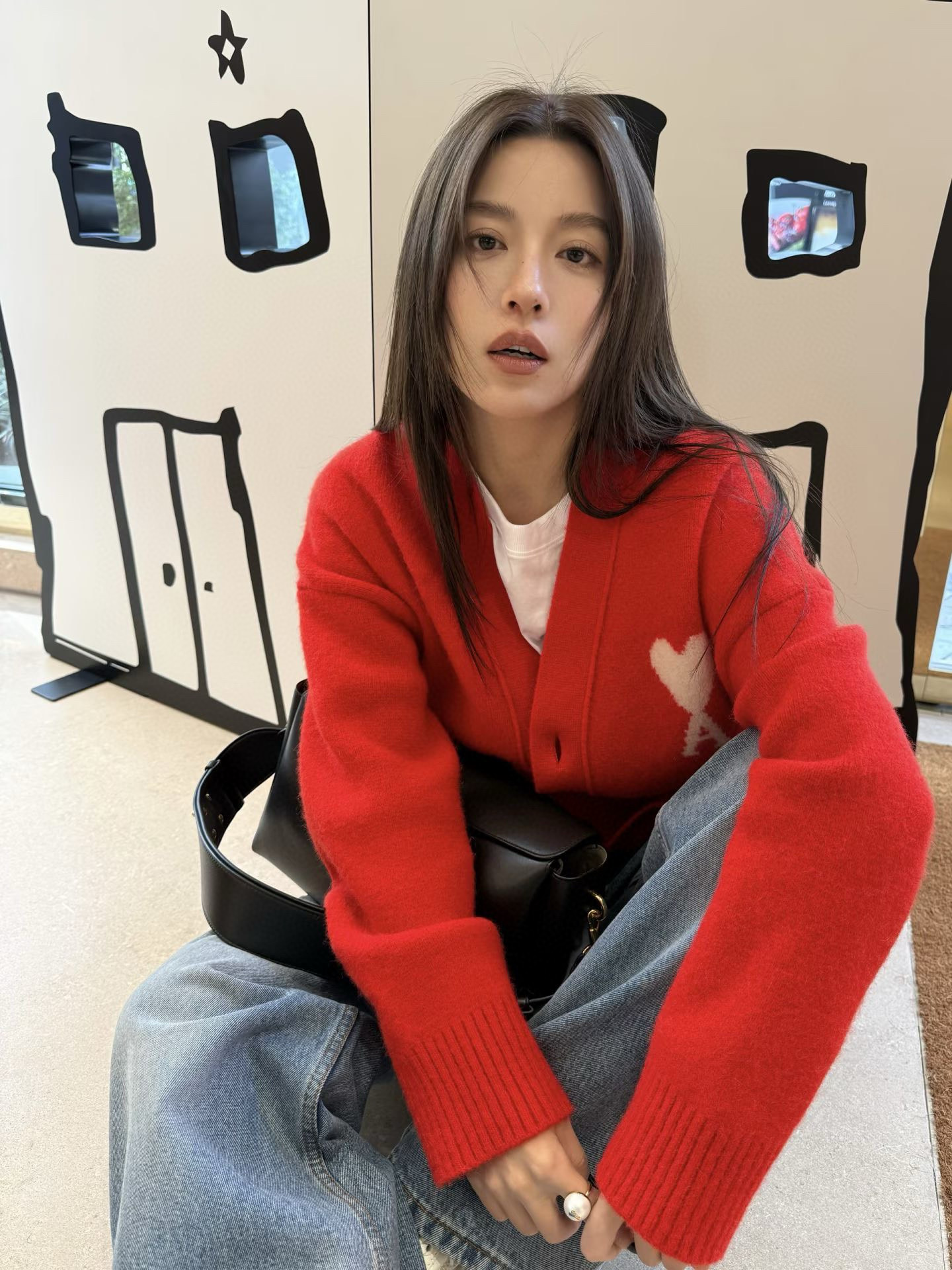 AMI 하트 A 로고 브이넥 니트 가디건 4