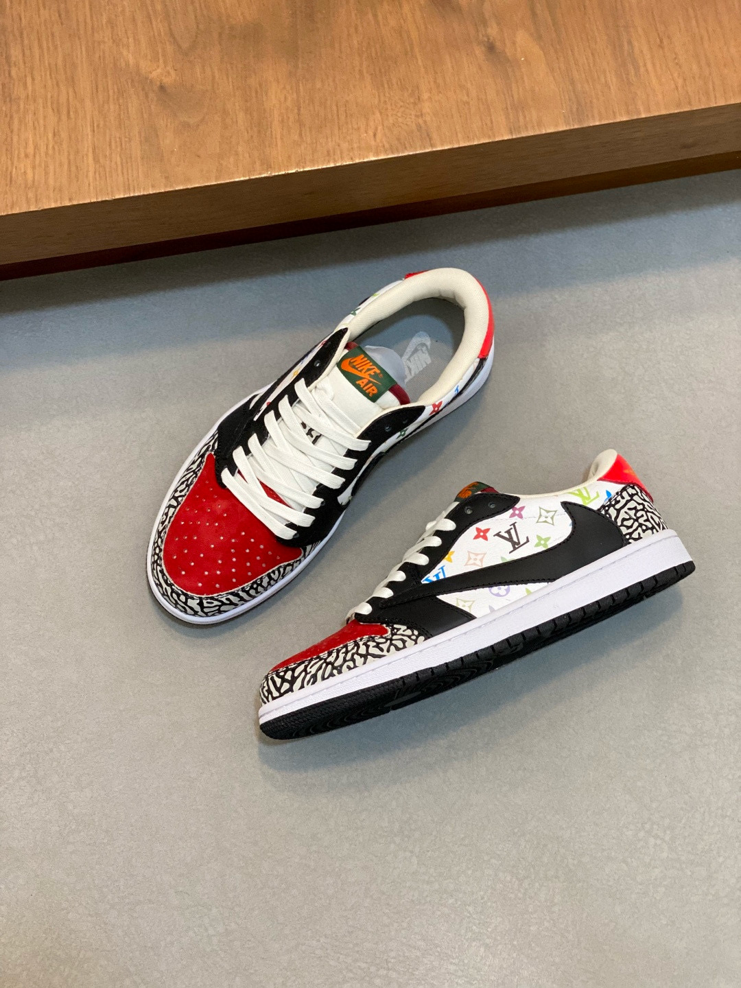 Louis Vuitton-AIR 루이비통 에어 로우 스니커즈 5