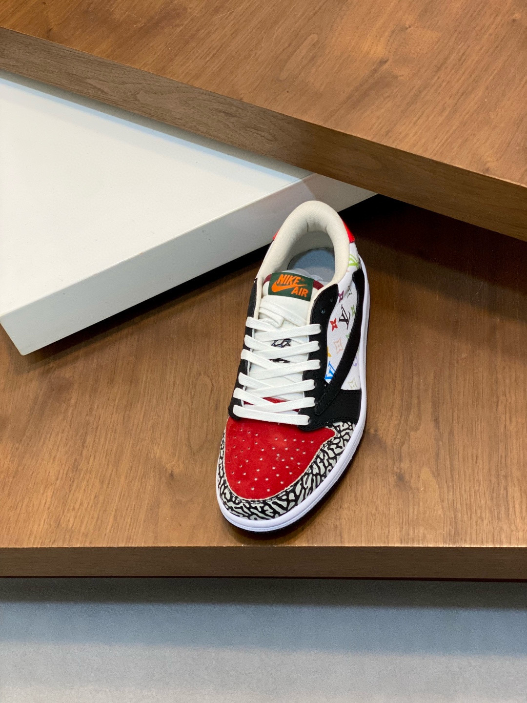 Louis Vuitton-AIR 루이비통 에어 로우 스니커즈 6