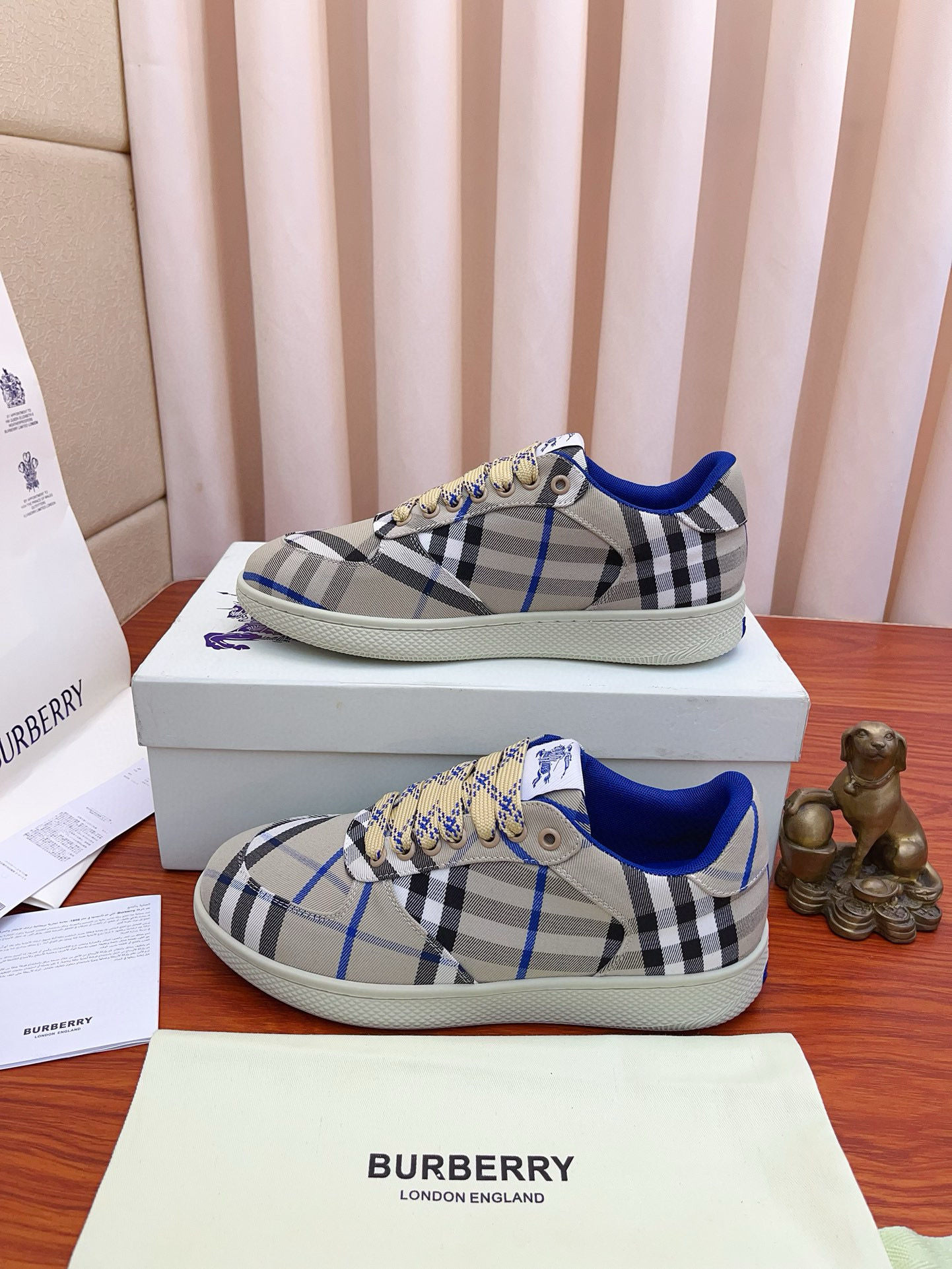 BURBERRY 버버리 남성 체크 캔버스 로우탑 스니커즈 8