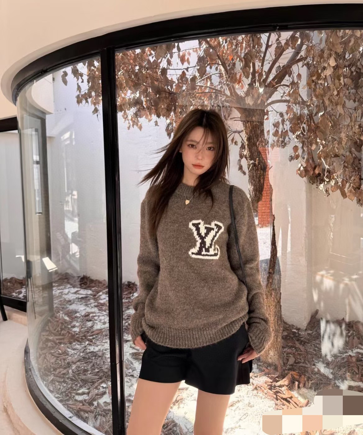 Louis Vuitton 루이비통 모노그램 플라워 라운드넥 울 니트 1