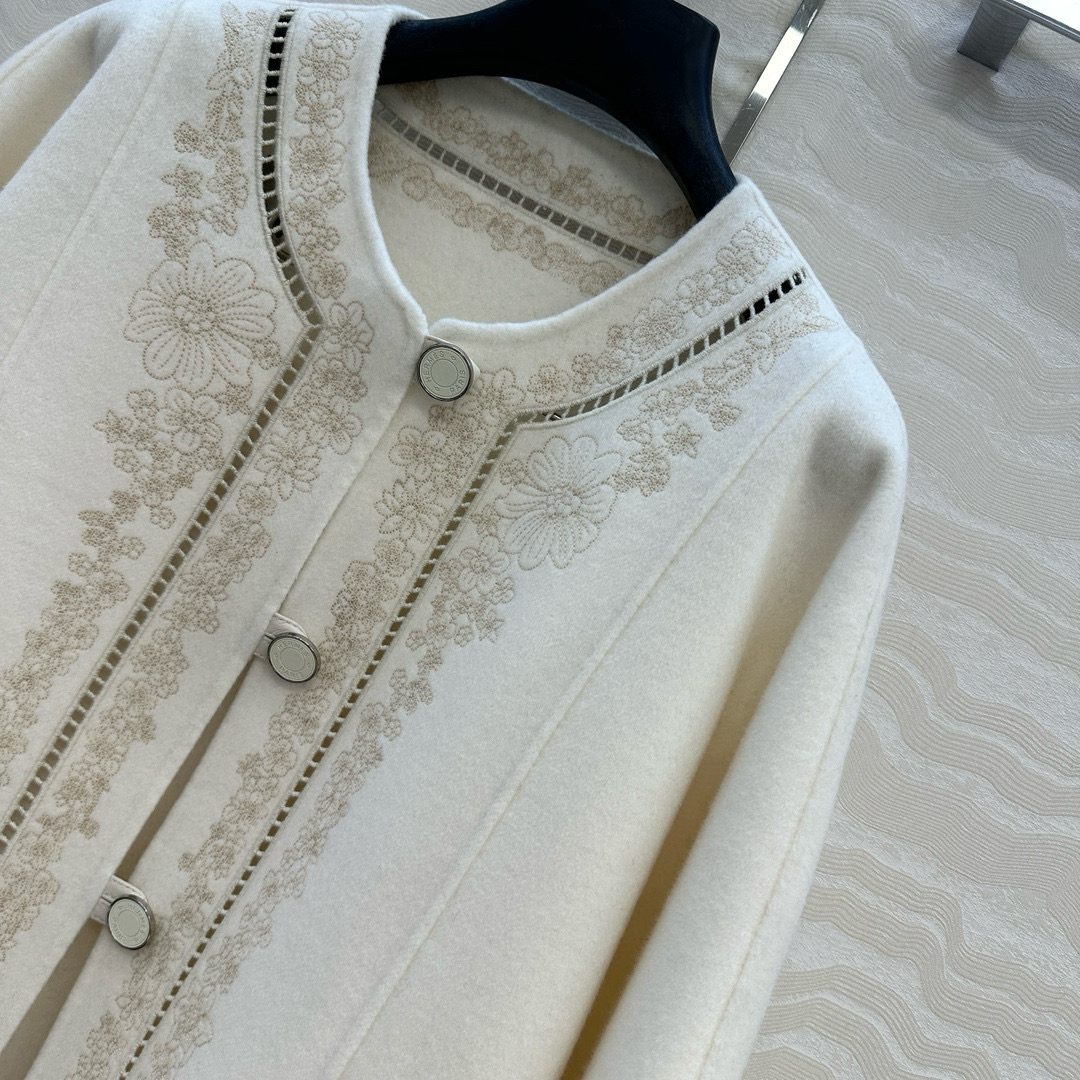 Hermes 플라워 자수 롱 니트 코트 3