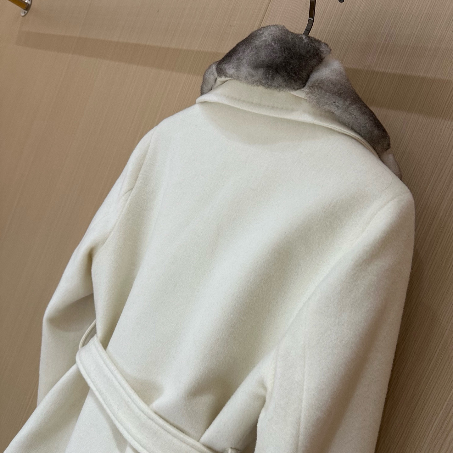 Fendi 양모 폭스퍼 카라 벨티드 자켓 6