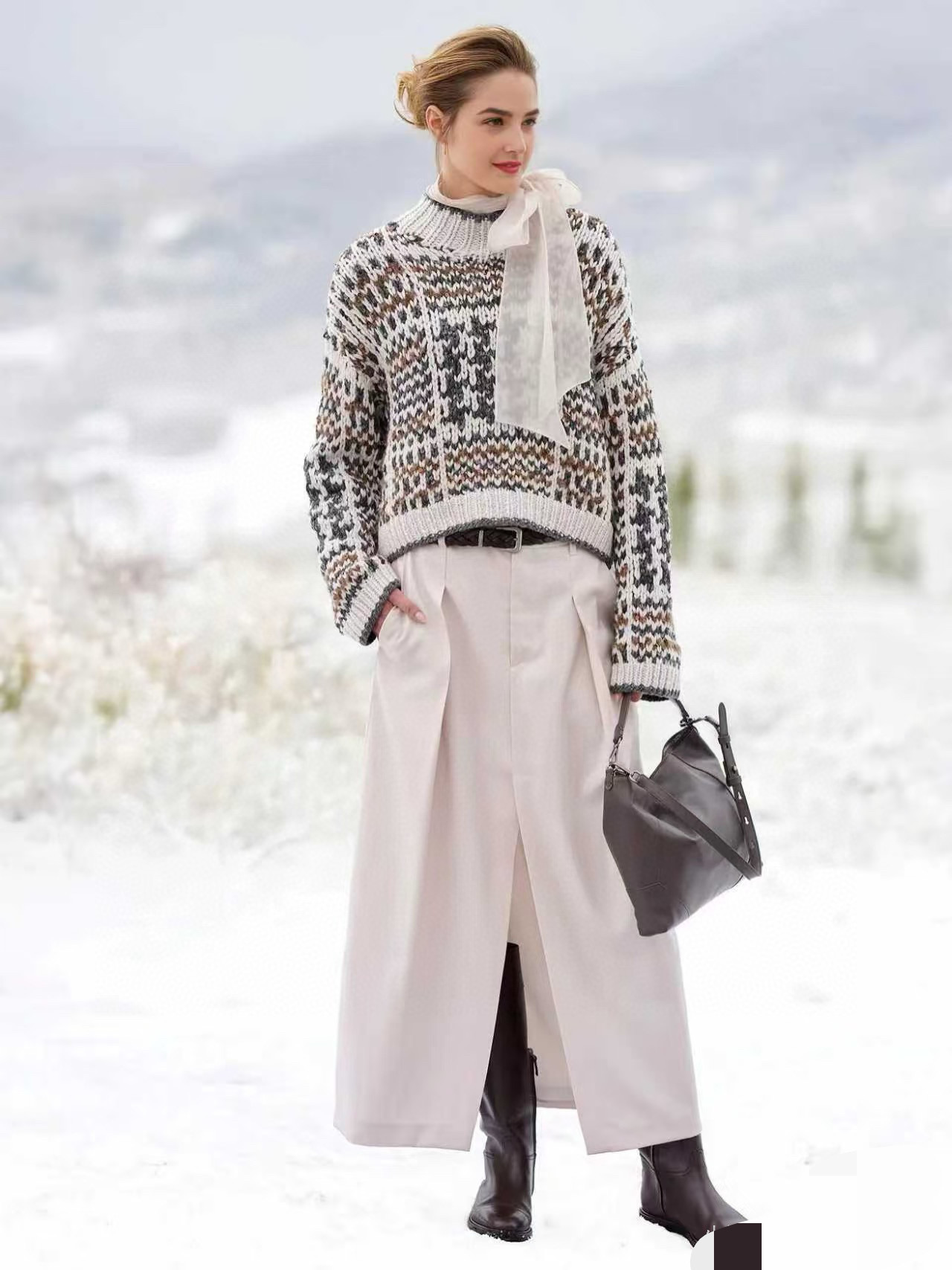 Brunello Cucinelli 하운드투스 패턴 울 니트 스웨터 4