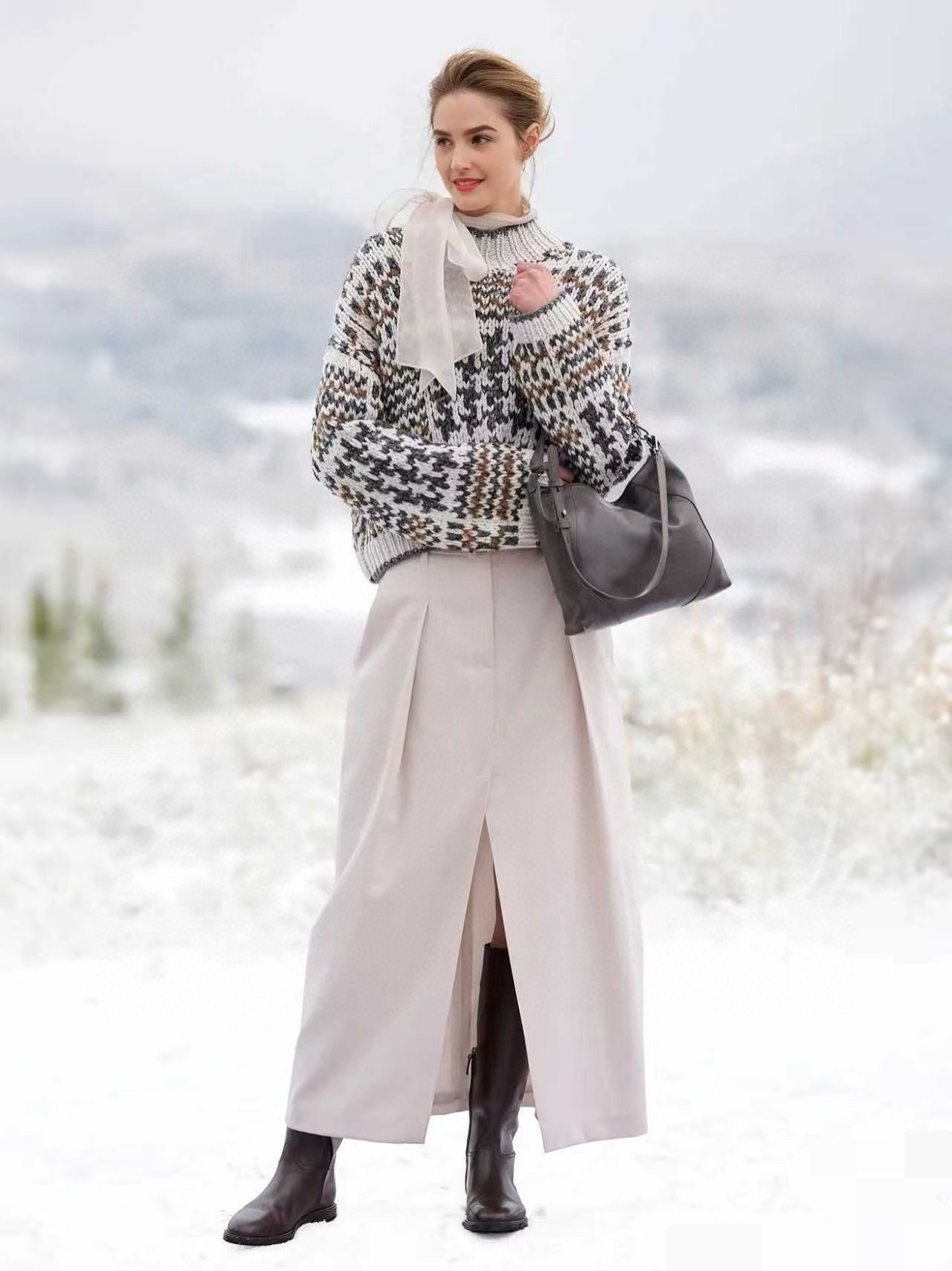 Brunello Cucinelli 하운드투스 패턴 울 니트 스웨터 5