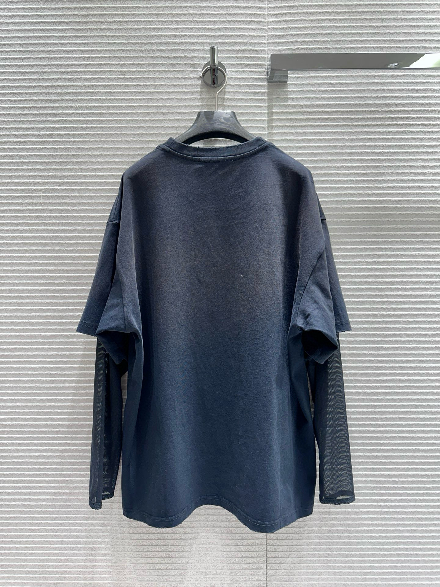 Acne Studios 레드 로고 자수 레이어드 티셔츠 12