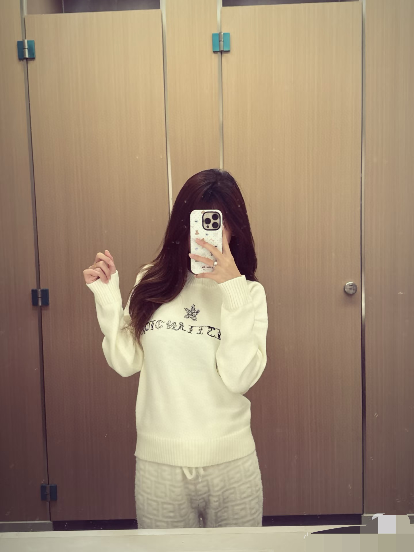 Dior 크리스찬 디올 스타 로고 자수 니트 스웨터 4