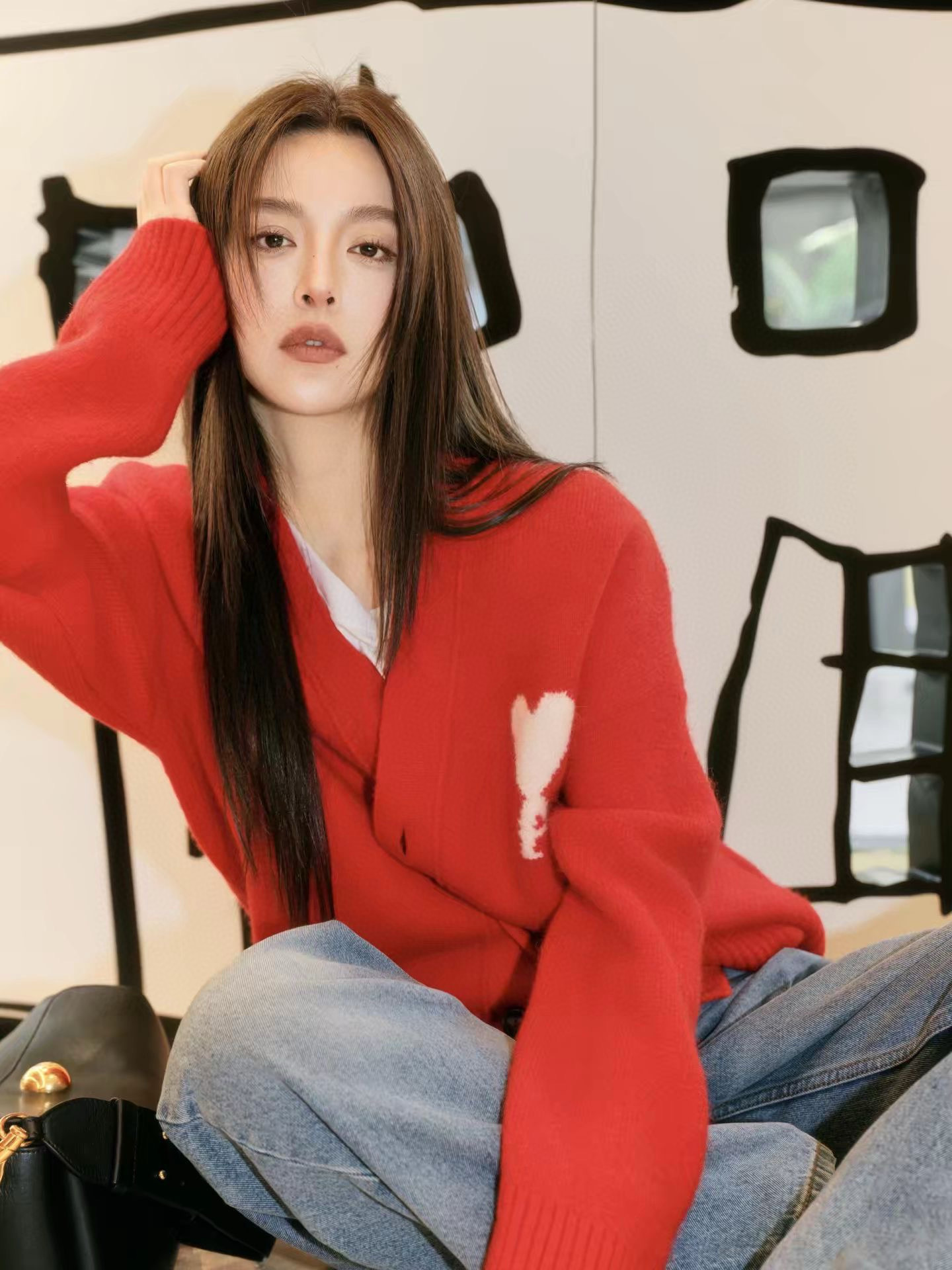 AMI 하트 A 로고 브이넥 니트 가디건 2