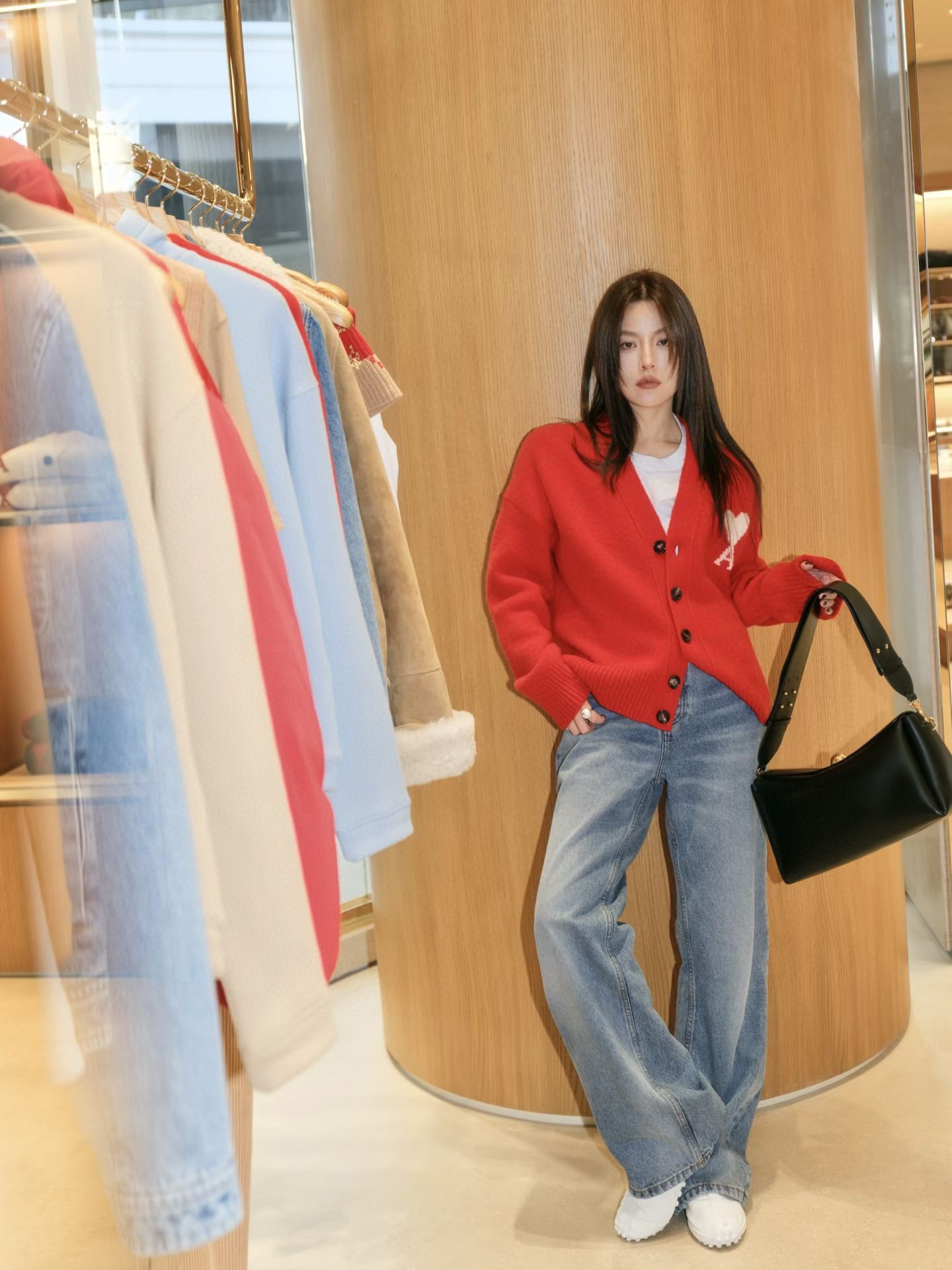 AMI 하트 A 로고 브이넥 니트 가디건 5