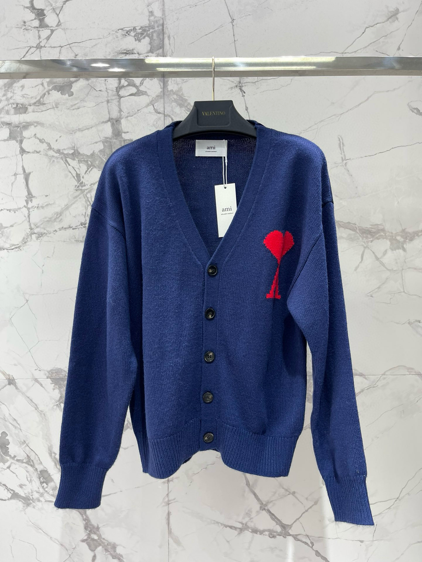 AMI 하트 A 로고 브이넥 니트 가디건 10