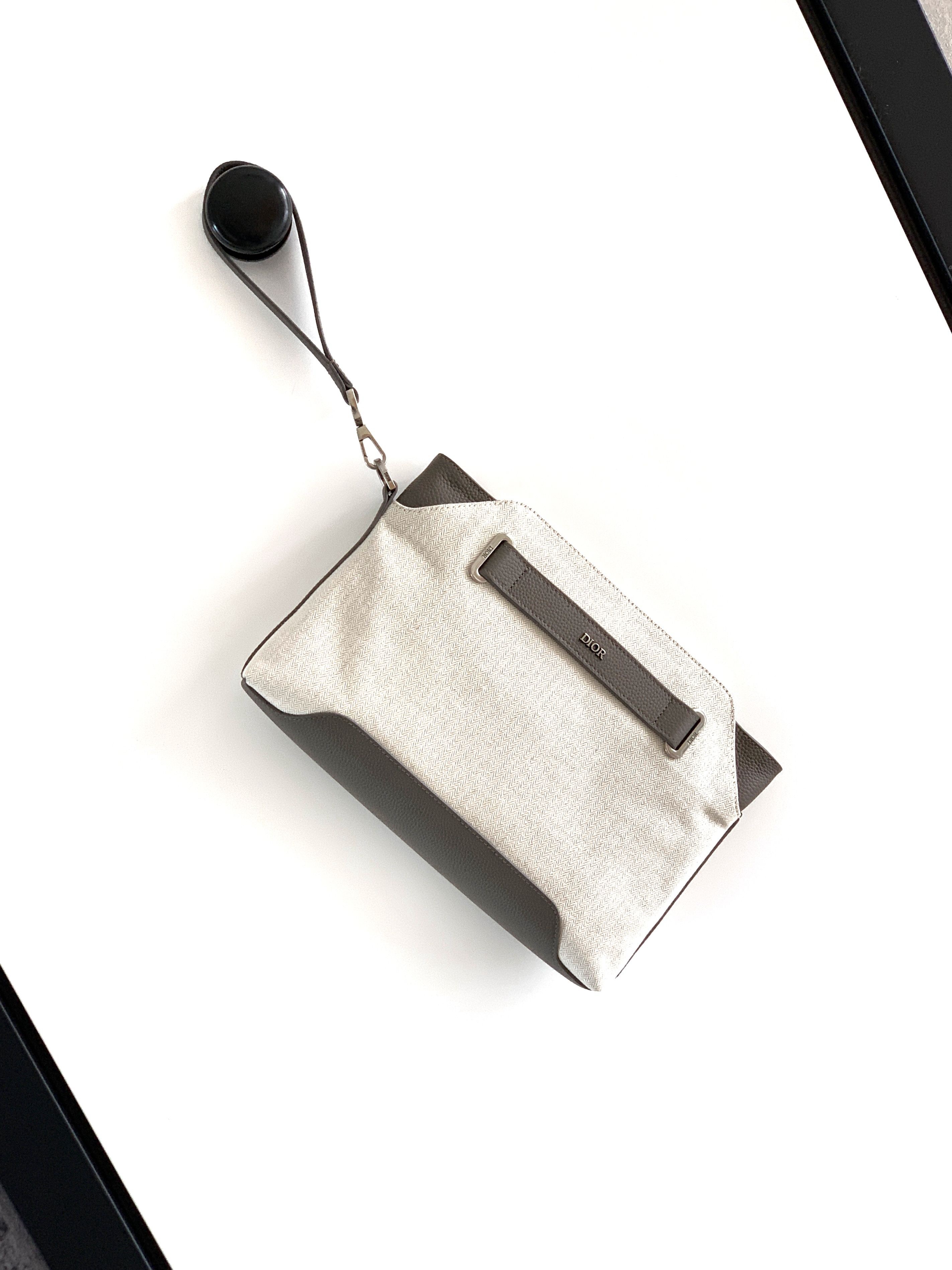 Dior Normandie A5 디올 노르망디 A5 삼각형 남성 클러치백 1
