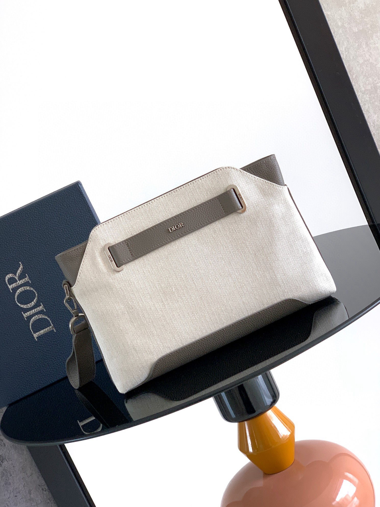 Dior Normandie A5 디올 노르망디 A5 삼각형 남성 클러치백 2