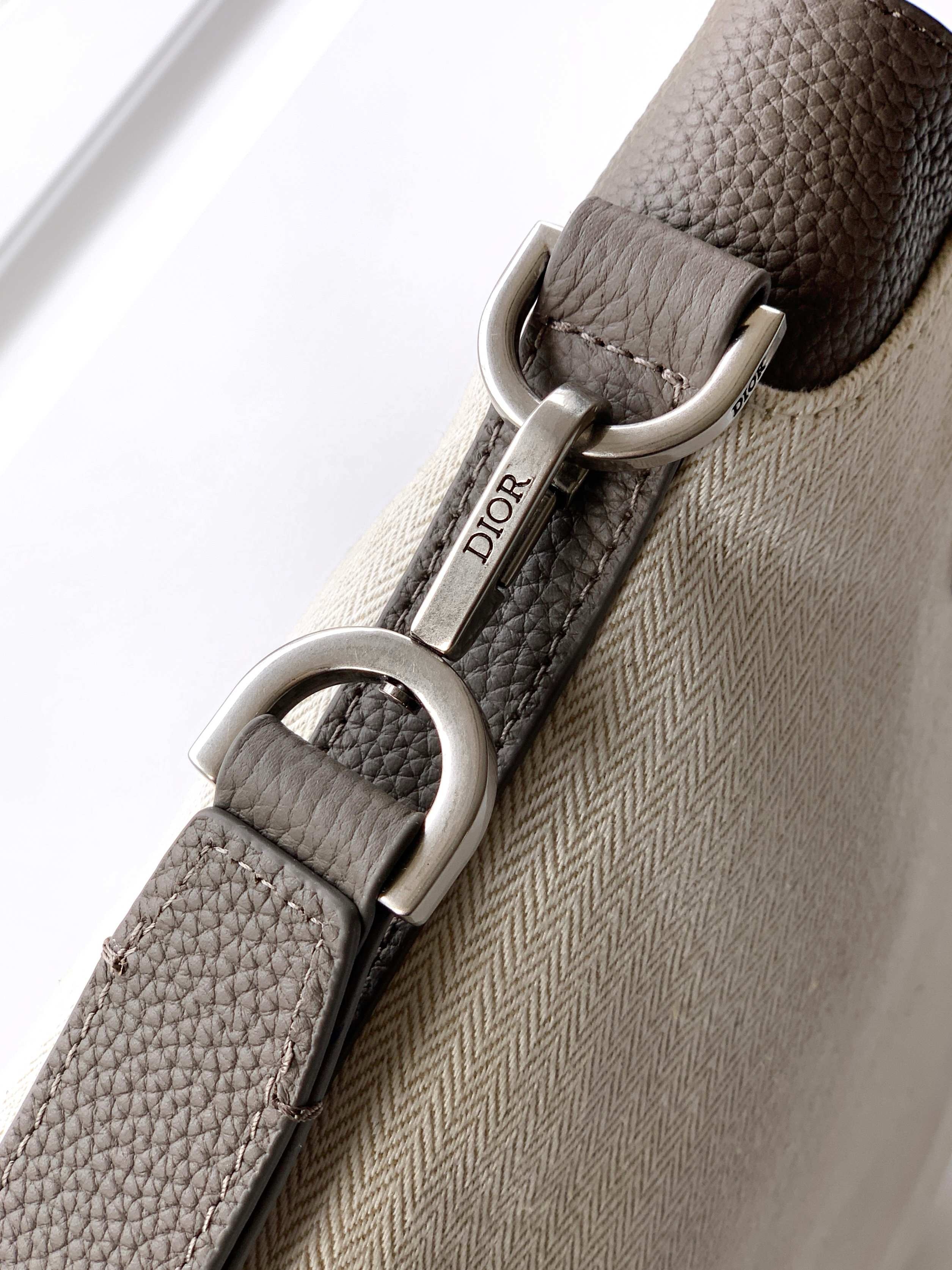 Dior Normandie A5 디올 노르망디 A5 삼각형 남성 클러치백 7