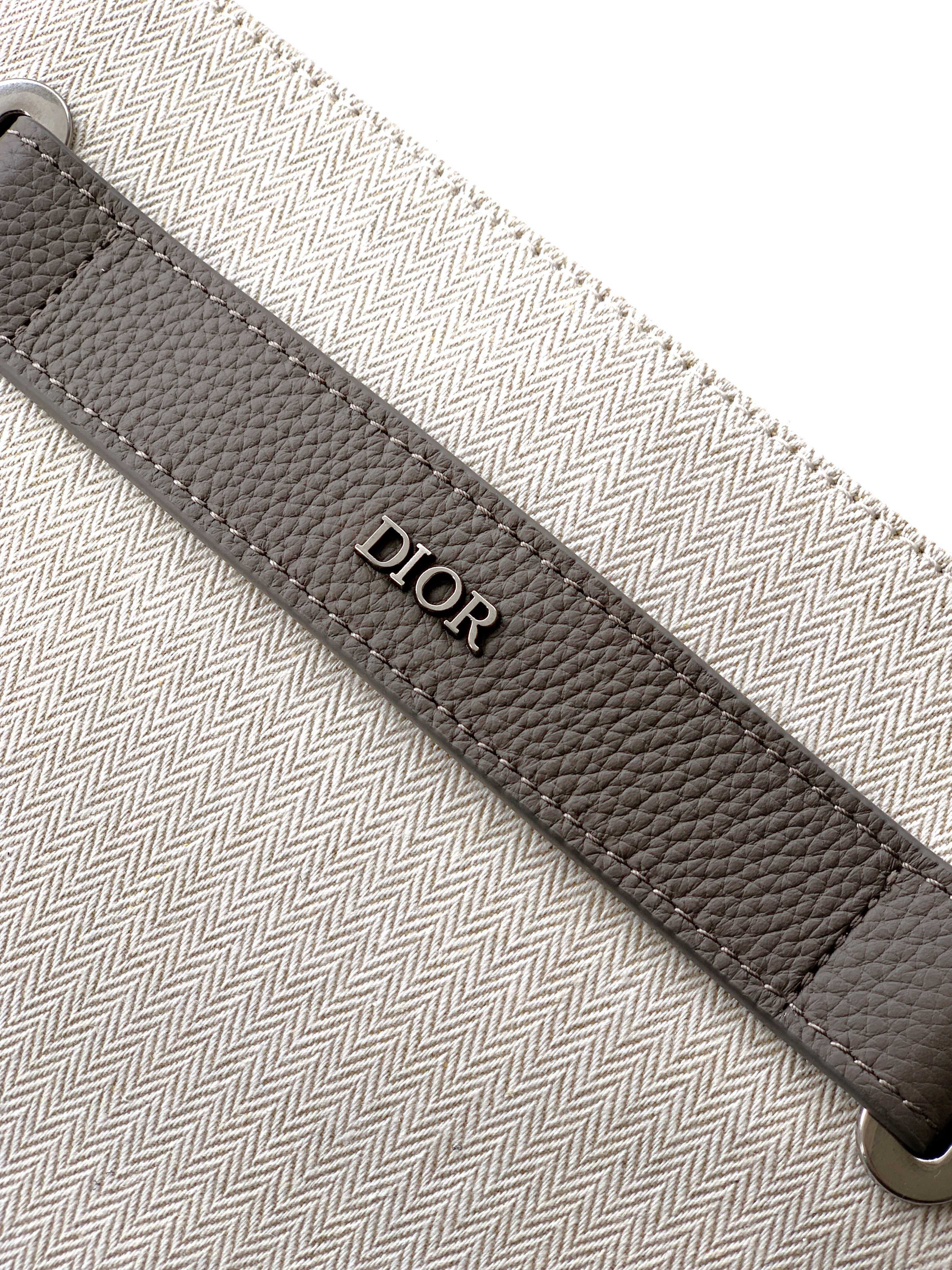 Dior Normandie A5 디올 노르망디 A5 삼각형 남성 클러치백 9