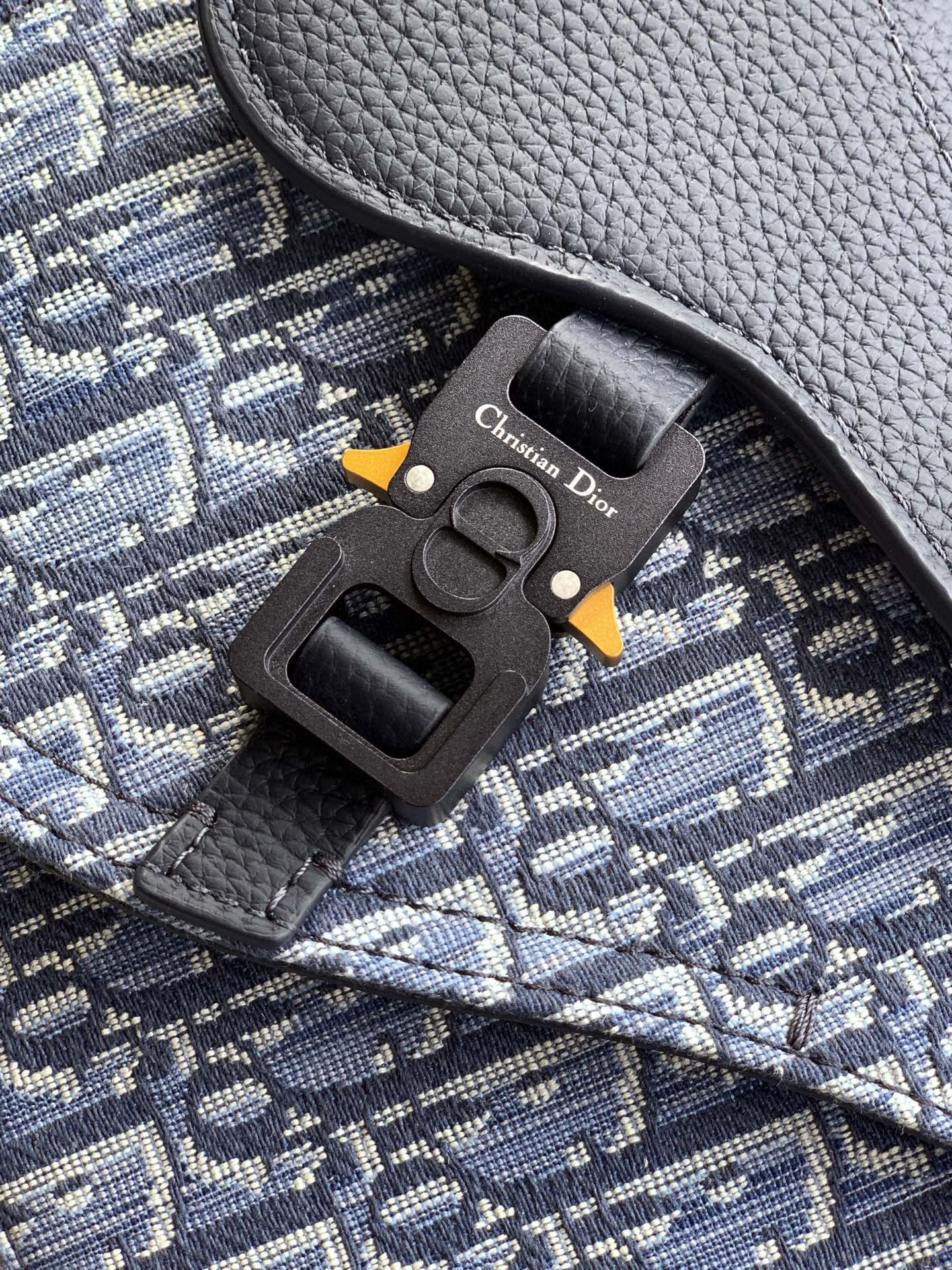 Dior 디올 오블리크 캔버스 남성 마그네틱 새들백 7
