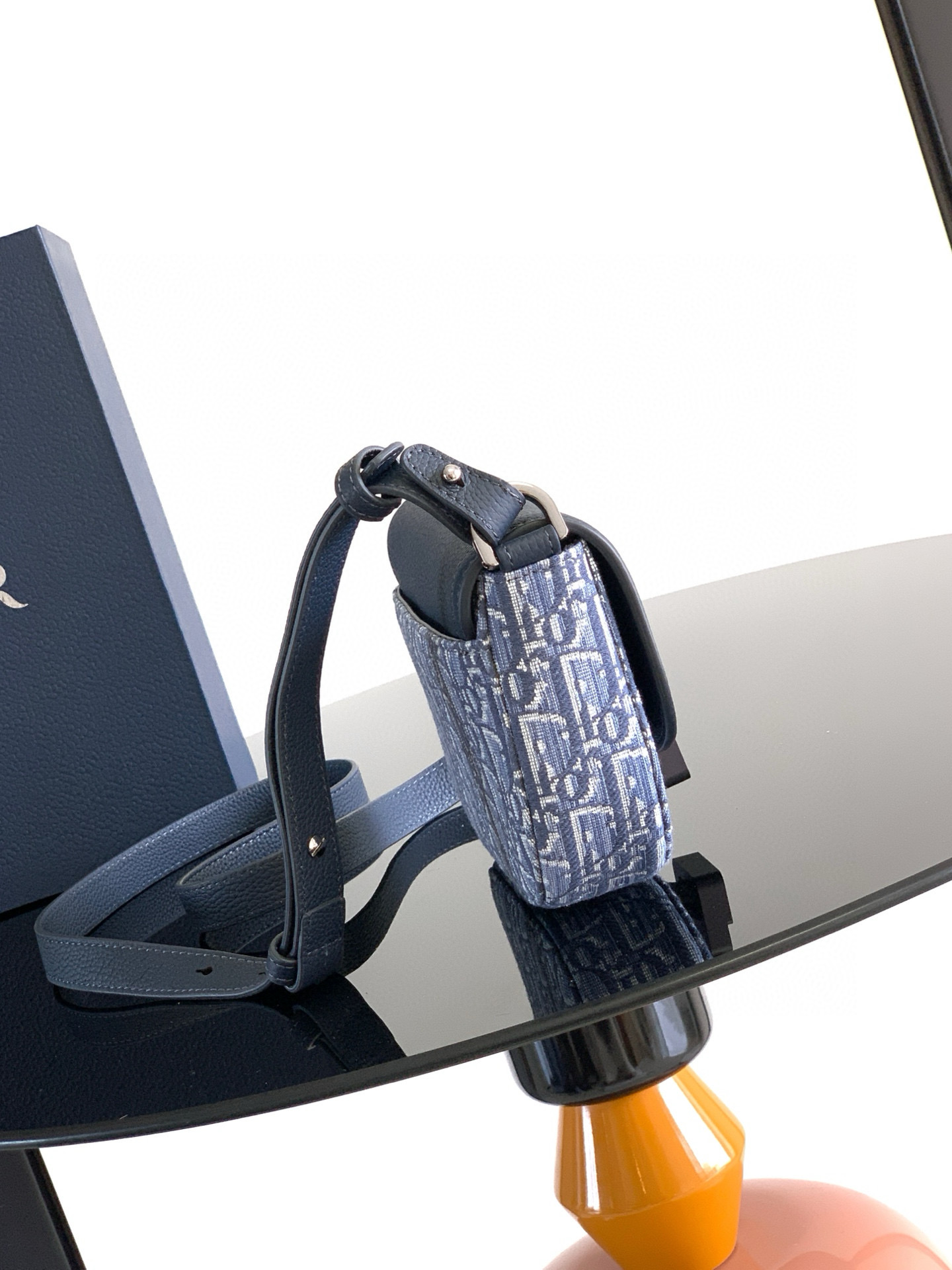 Christian Dior 오블리크 딥그레이 레더 새들 크로스바디 백 3