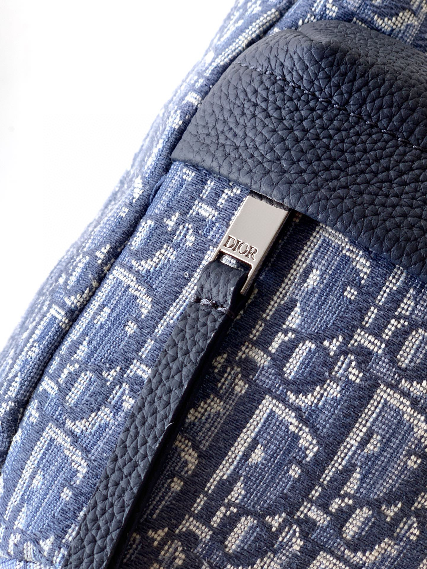 Dior 디올 Rider Soft 오블리크 자카드 스몰 크로스바디 백 5