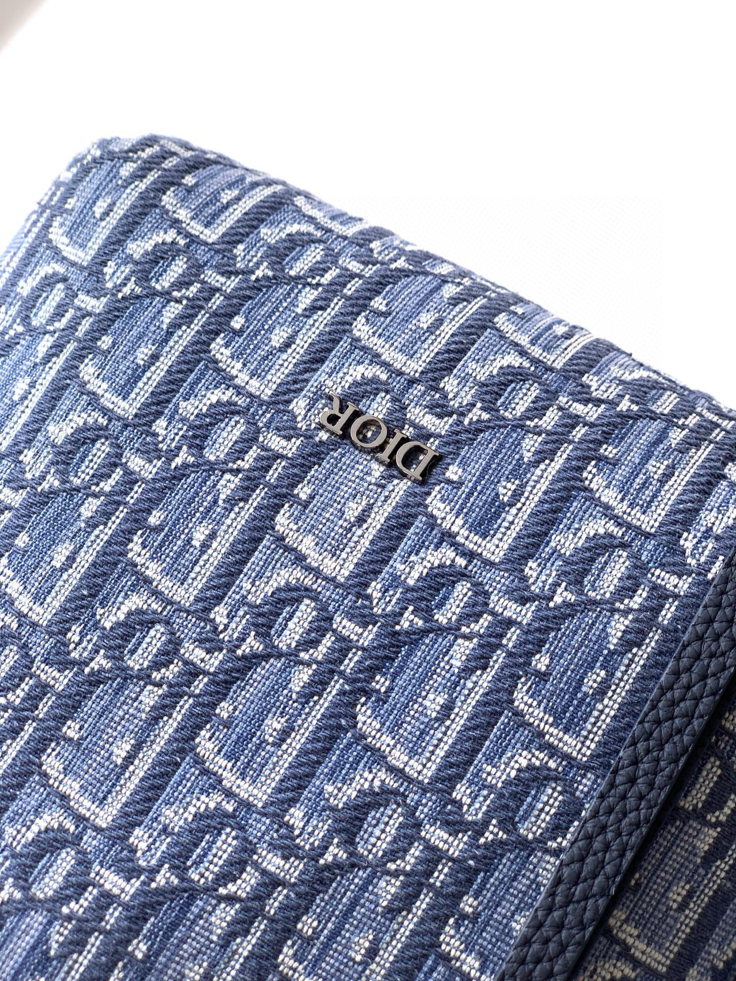 Christian Dior 라이더 소프트 오블리크 블루 메신저백 9