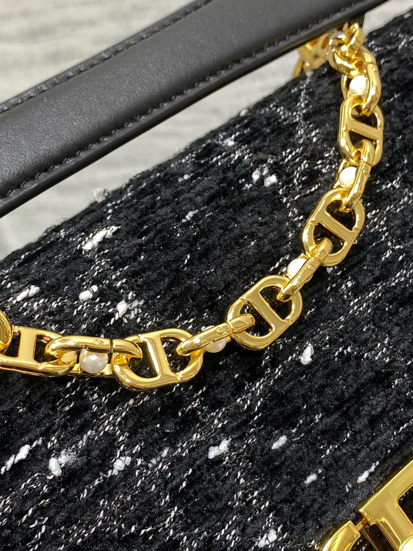 Dior 디올 Jolie 조리 시리즈 진주 체인 트위드 플랩 백 11