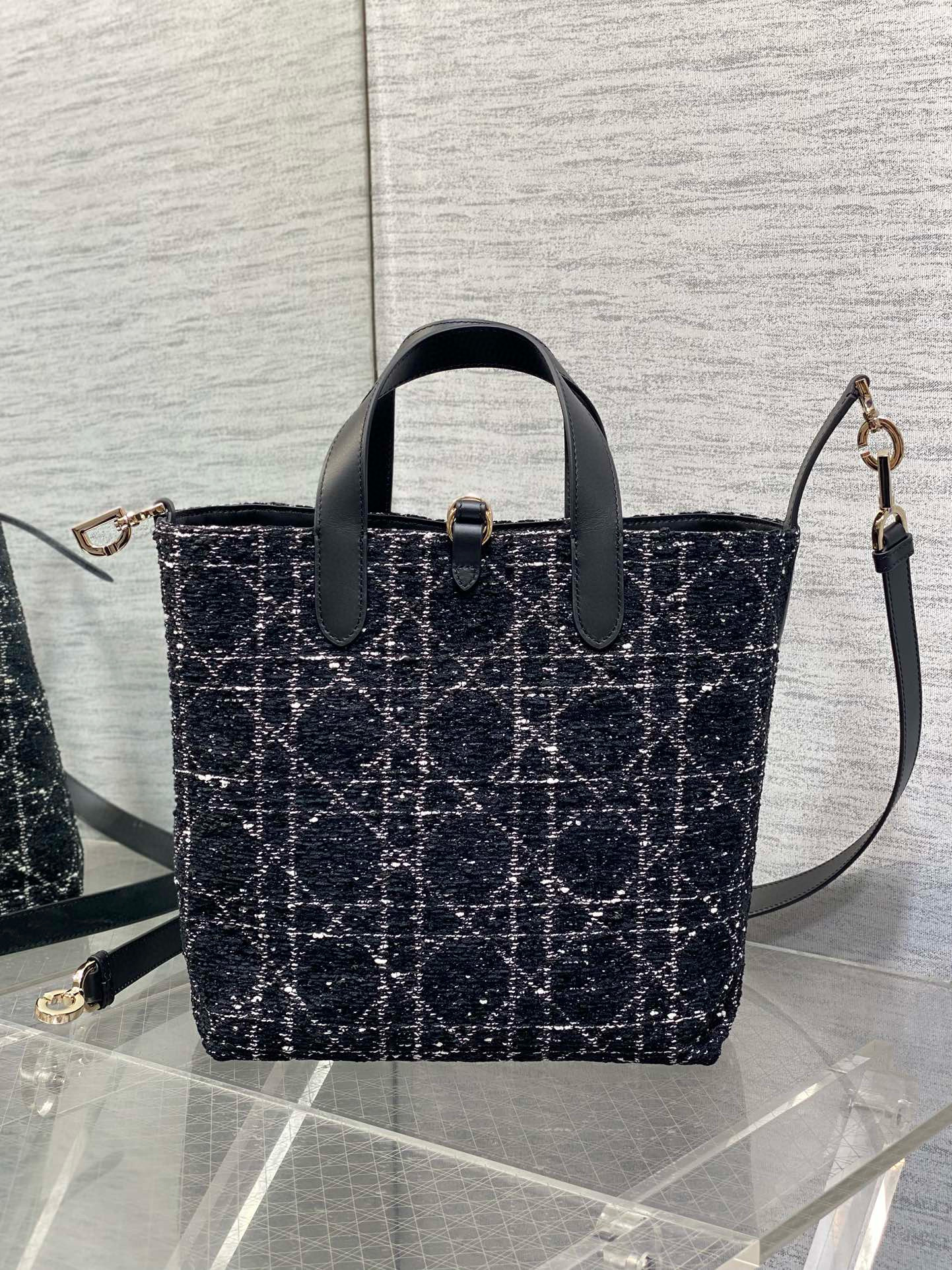 Christian Dior 투쥬르 미디엄 스노우 트위드 토트백 5