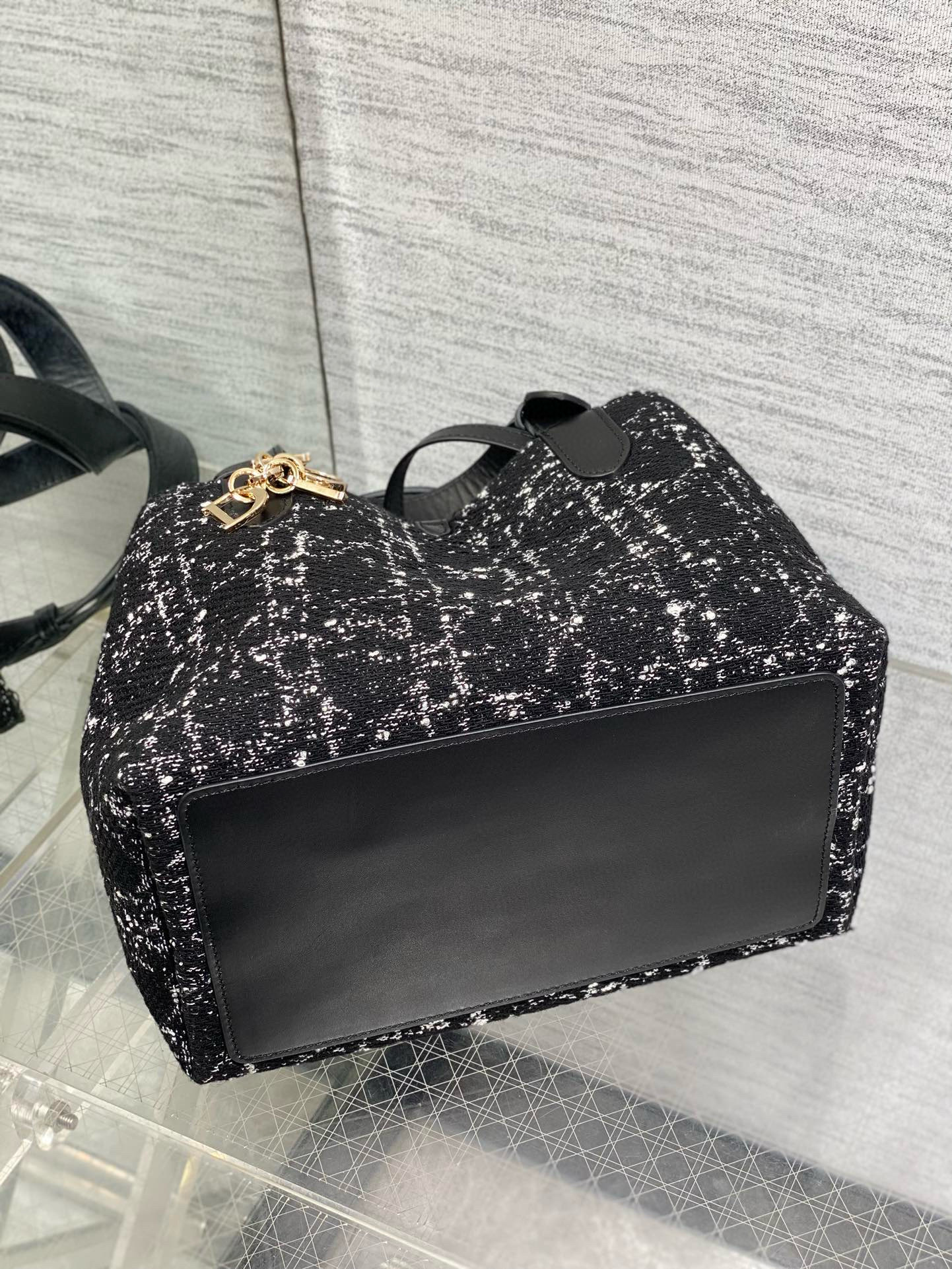 Dior Toujours 디올 투쥬르 트위드 스몰 토트백 8