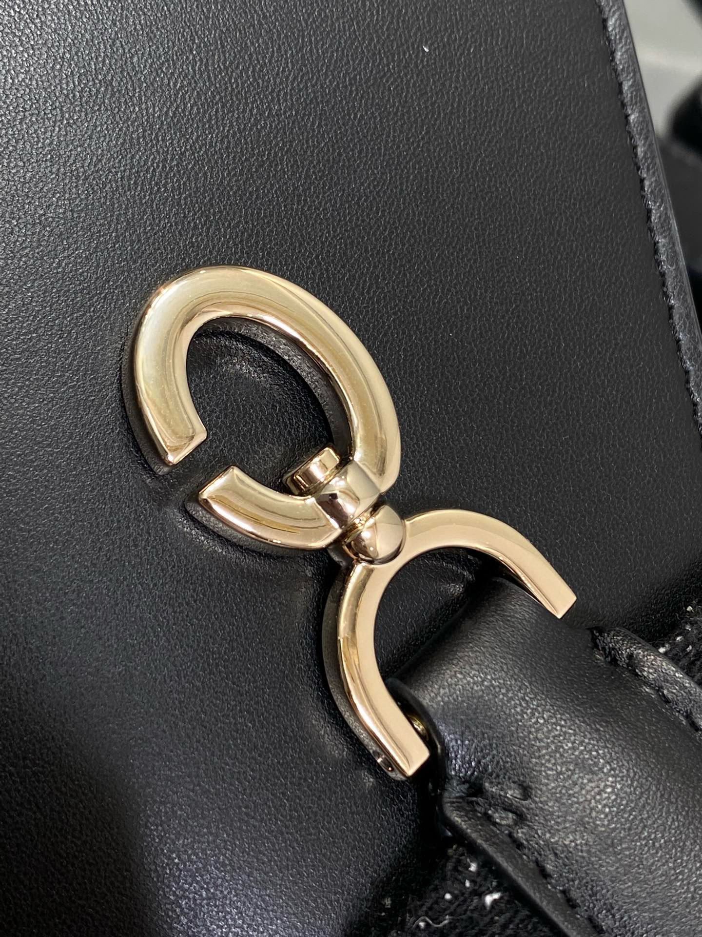 Christian Dior 투쥬르 중형 트위드 토트백 12