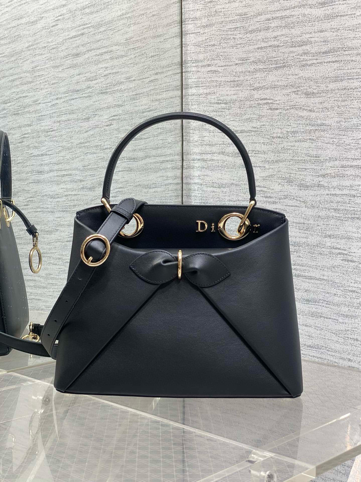 Dior 디올 2026 리본 보우 토트백 7